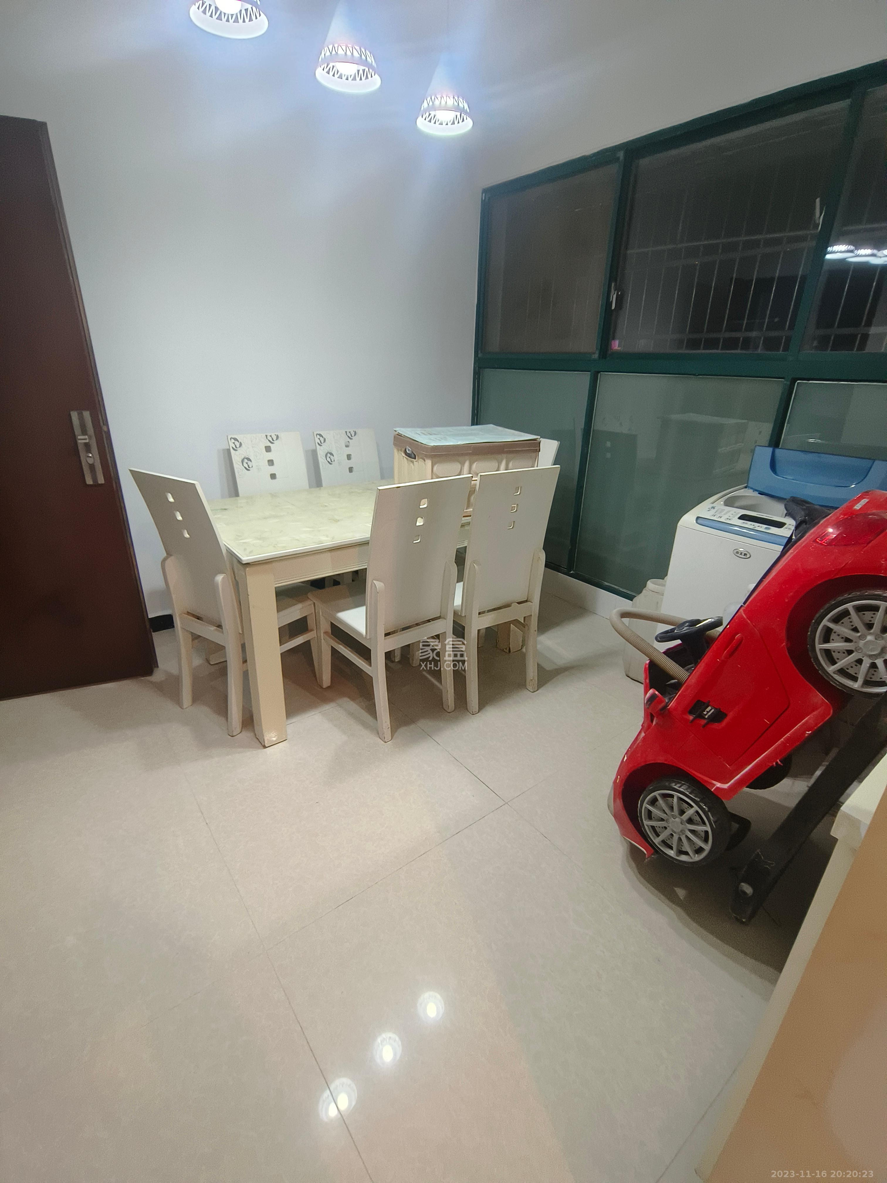 华天LOHO小镇 2室2厅1卫 1400.0元/月 华天LOHO小镇 2室2厅1卫 1400.0元/月室内图