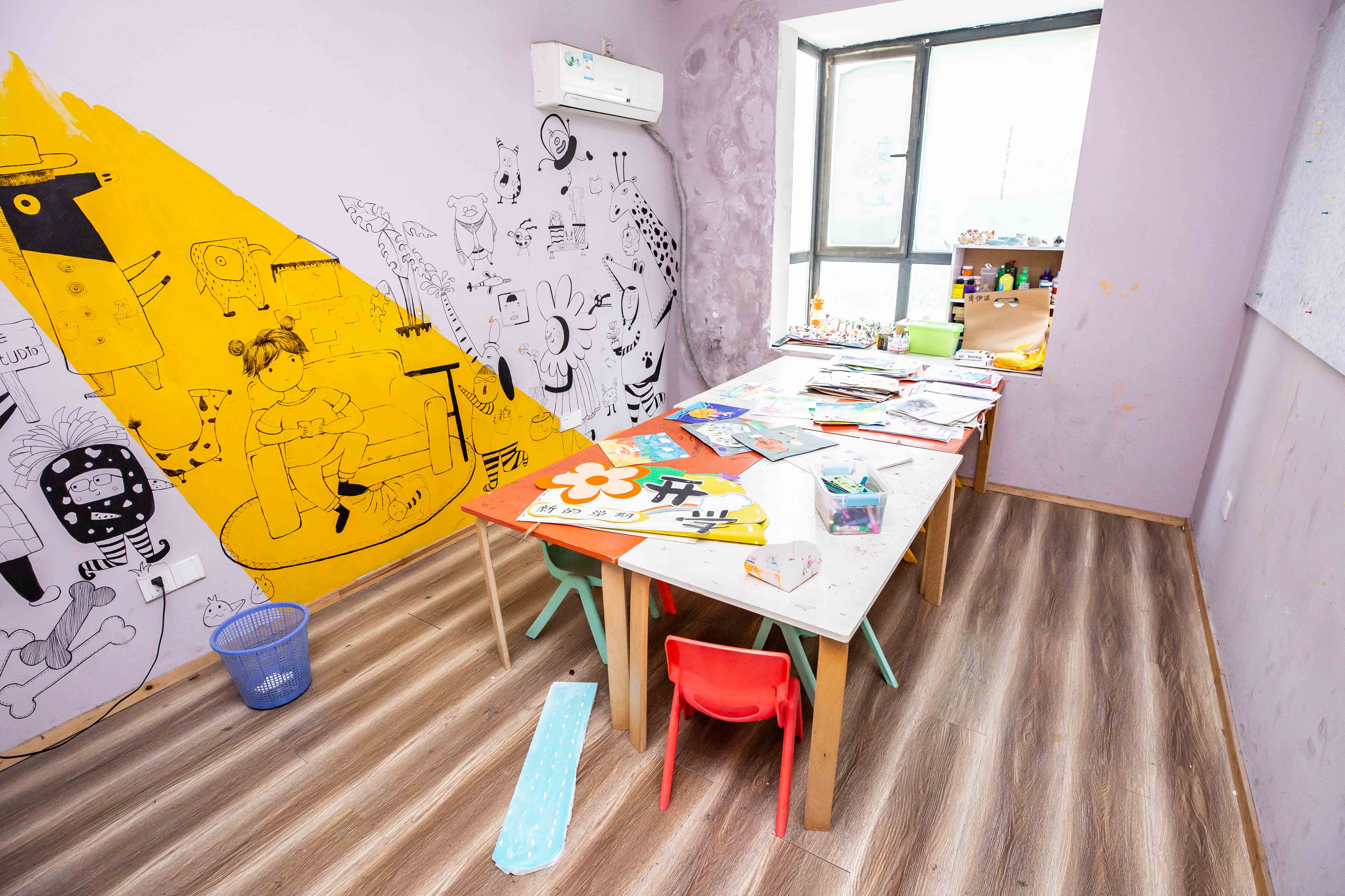 莱茵城 4室2厅2卫 122.0万 莱茵城 4室2厅2卫 122.0万卧室