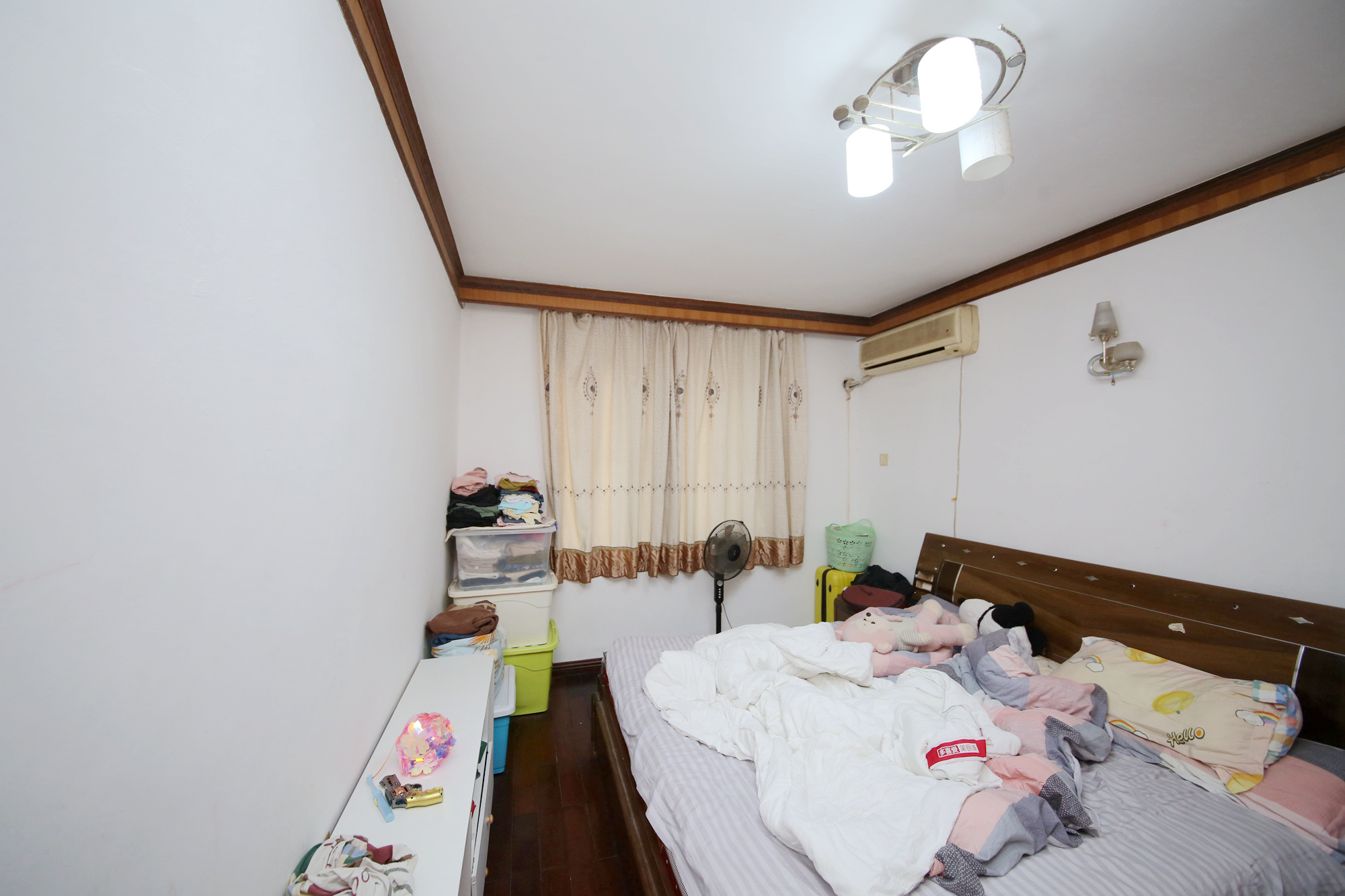 新桥小区  3室2厅1卫   69.80万卧室