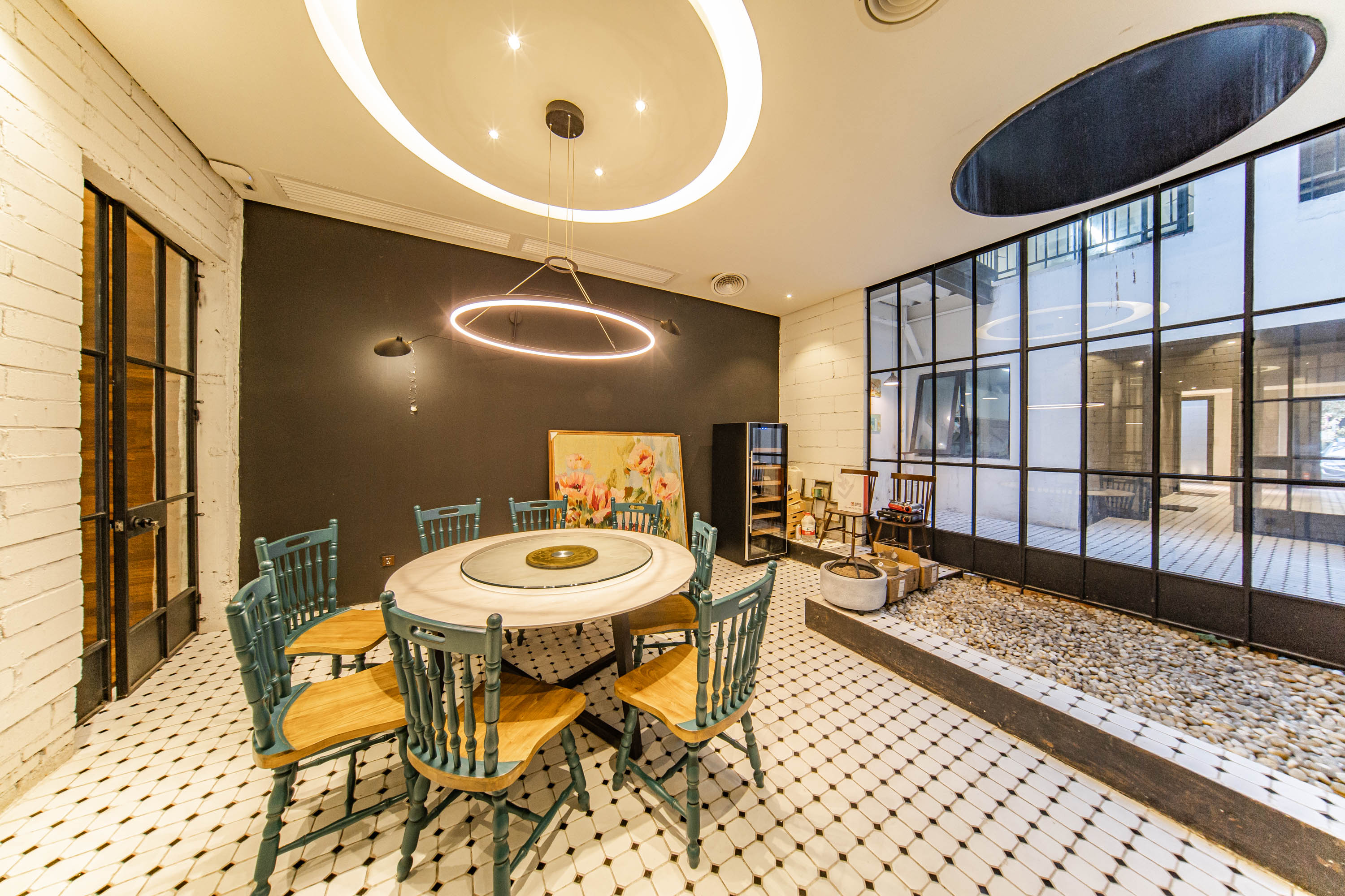 阳光100三期  8室2厅1卫    800.0万 阳光100三期  8室2厅1卫    800.0万其他