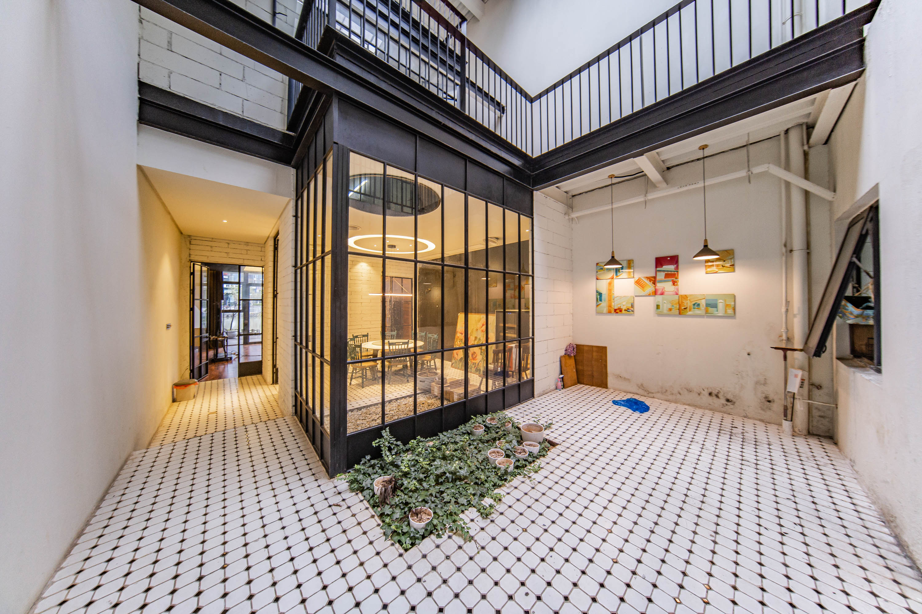 阳光100三期  8室2厅1卫    800.0万 阳光100三期  8室2厅1卫    800.0万其他