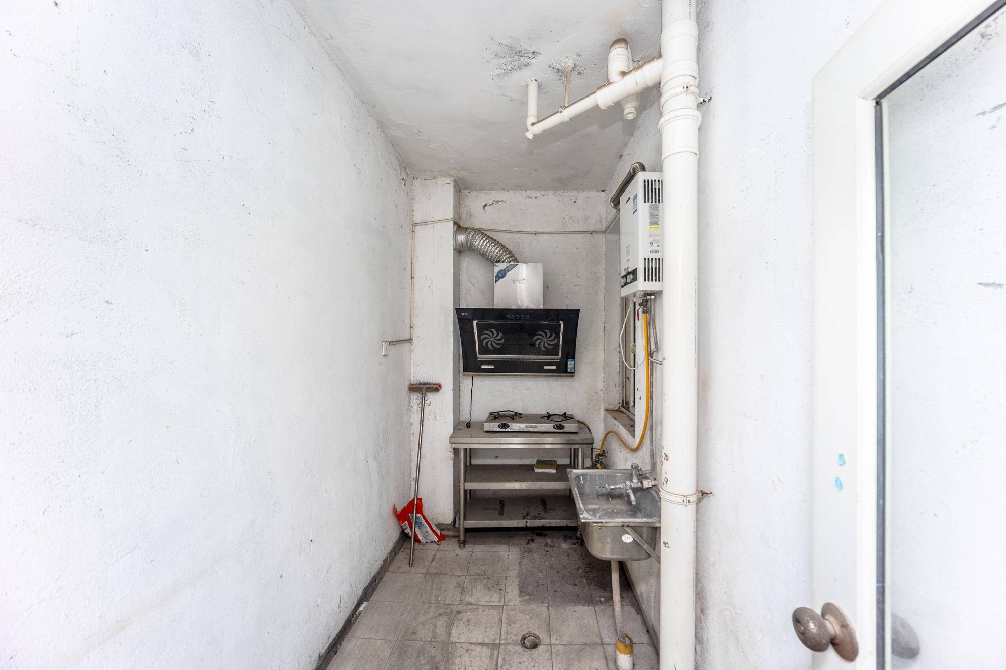 建工宿舍  3室2厅1卫   85.00万其他