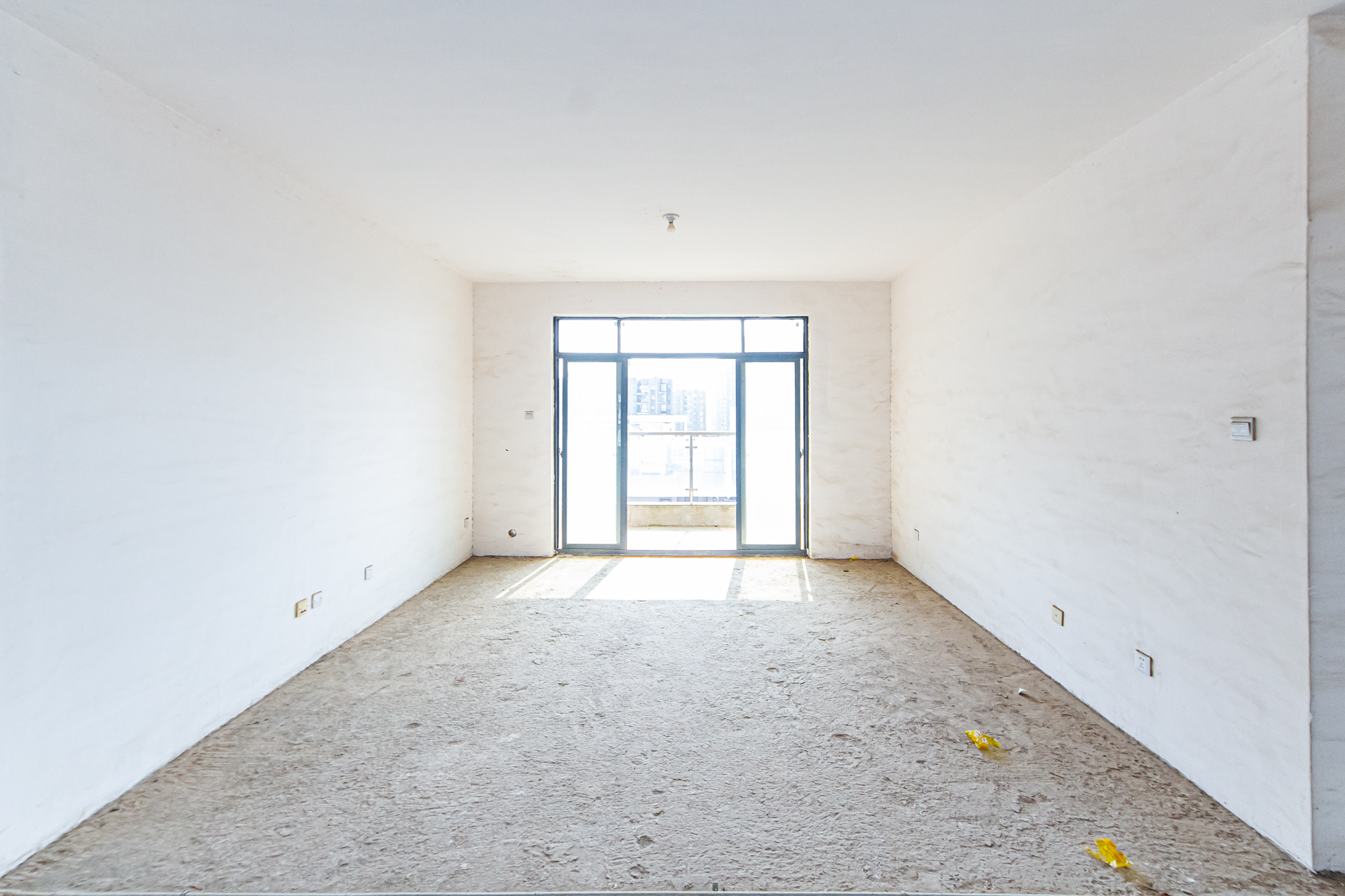 湘江世纪城揽江苑 4室2厅2卫 133.0万 湘江世纪城揽江苑 4室2厅2卫 133.0万客厅