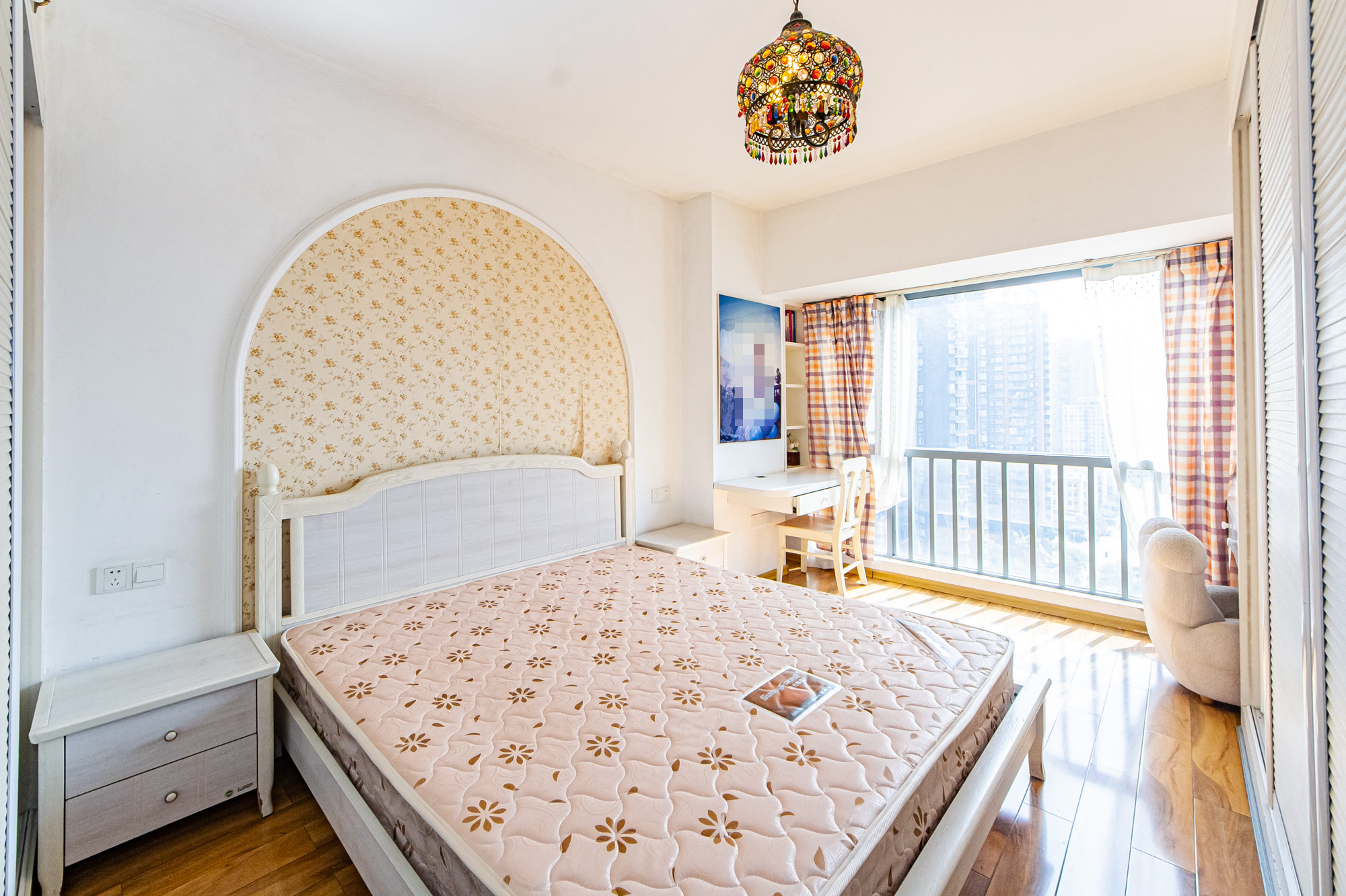 滨江君悦香邸 3室2厅1卫 130.0万 滨江君悦香邸 3室2厅1卫 130.0万卧室