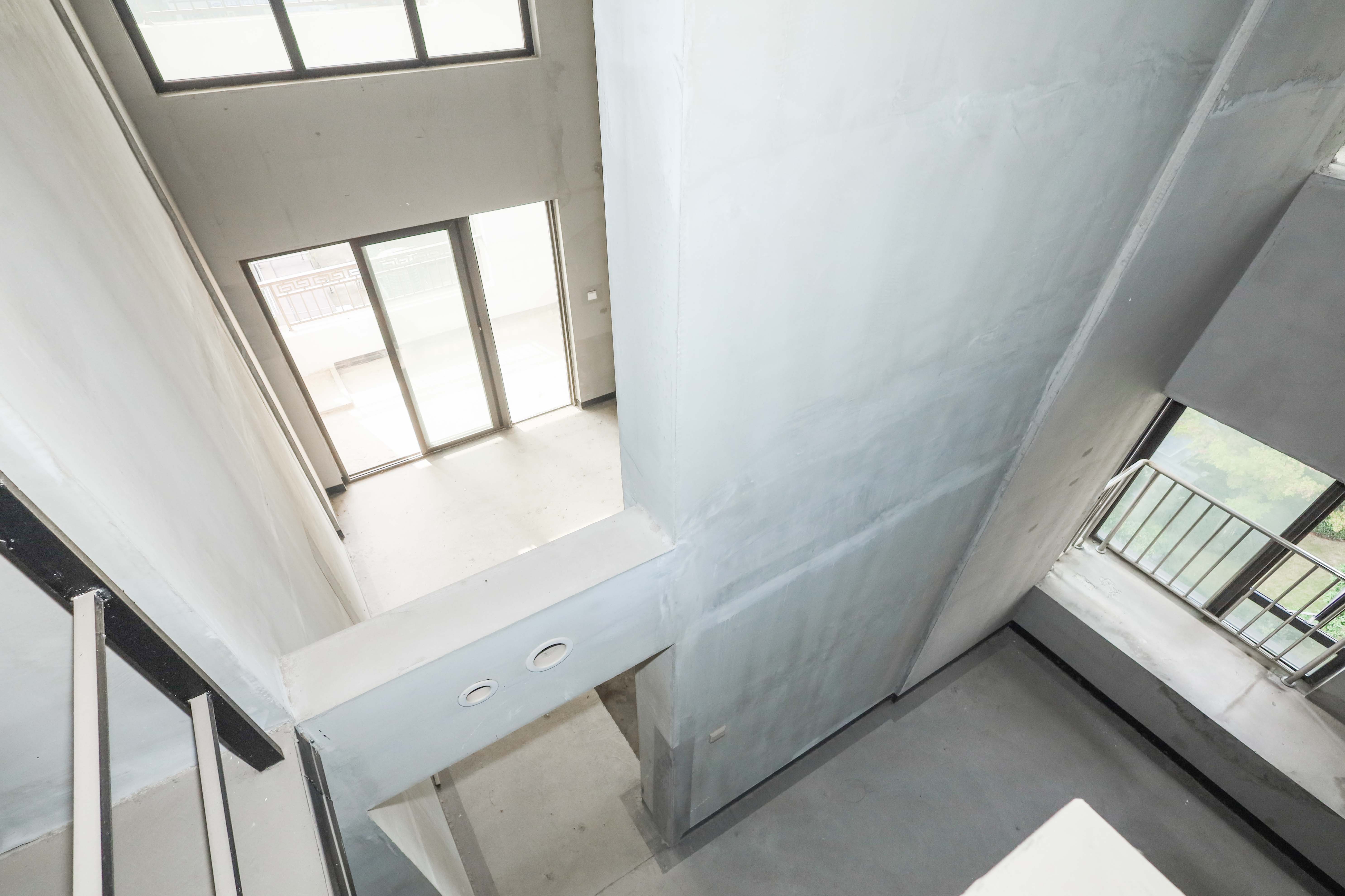 建发央著  4室2厅2卫   319.70万其他