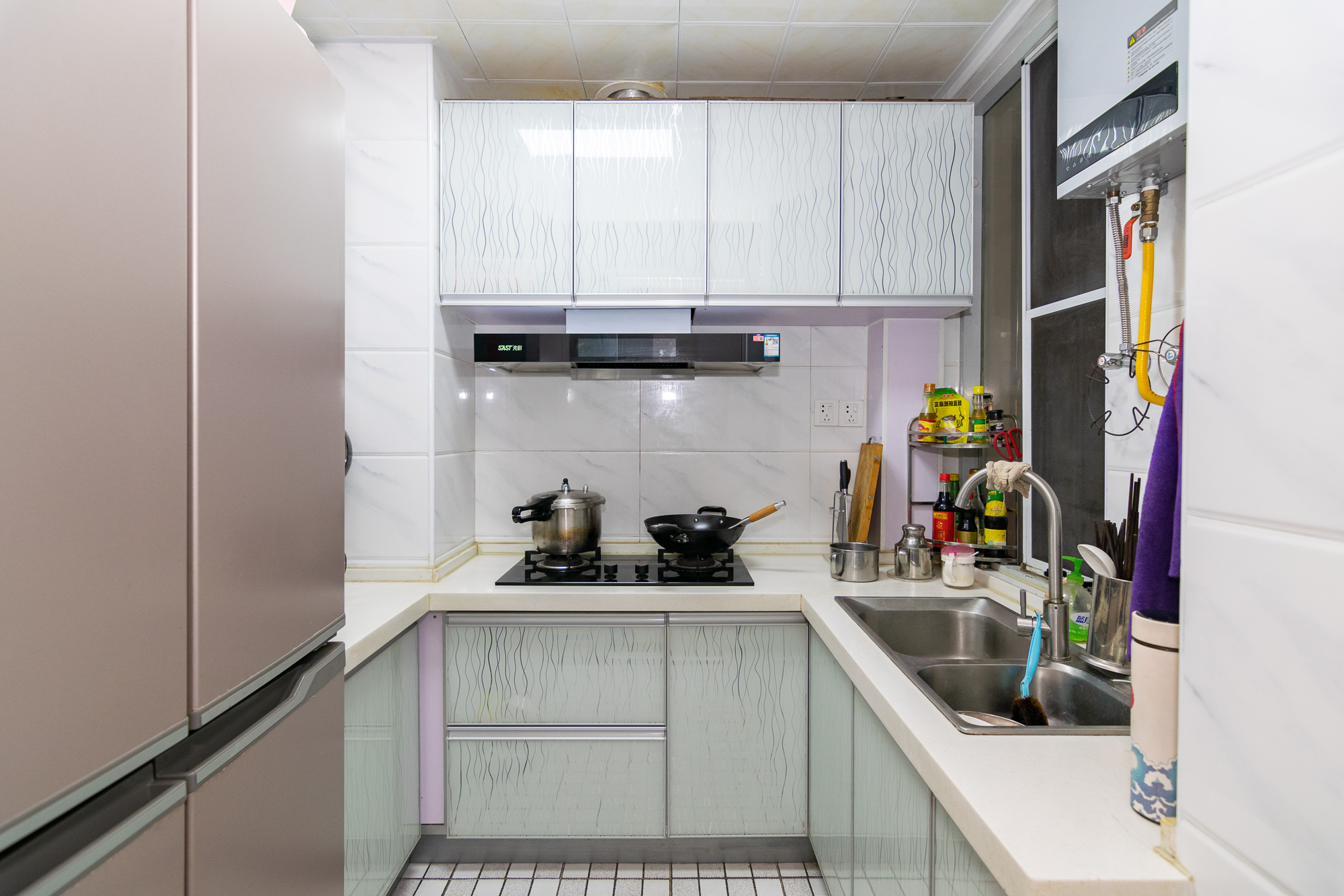 澳海澜庭  3室2厅1卫    73.0万厨房