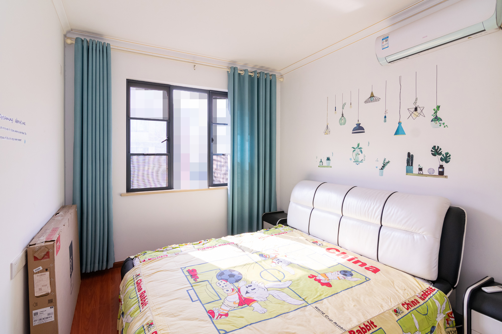 澳海澜庭  3室2厅1卫    73.0万卧室