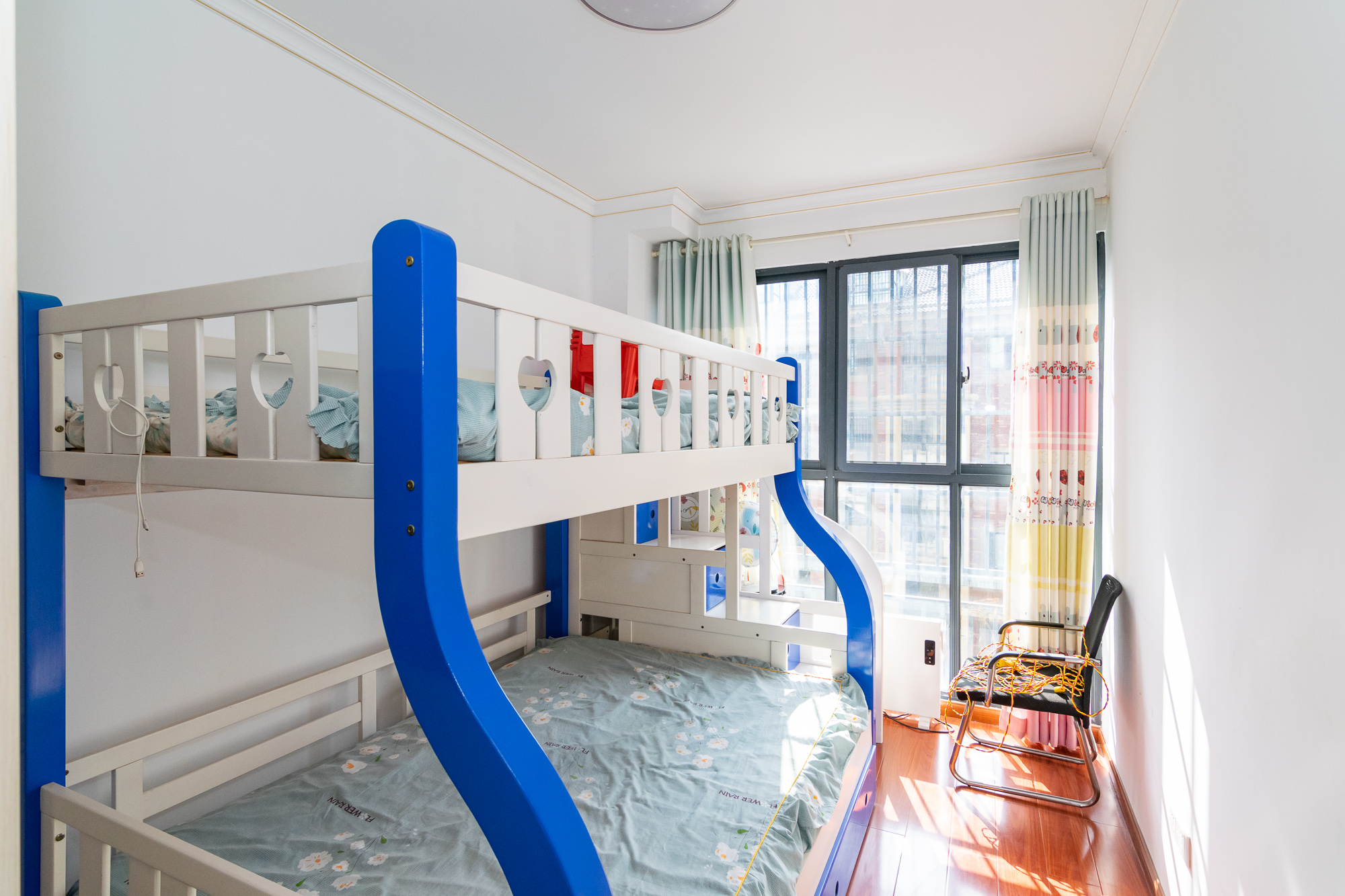 澳海澜庭  3室2厅1卫    73.0万卧室