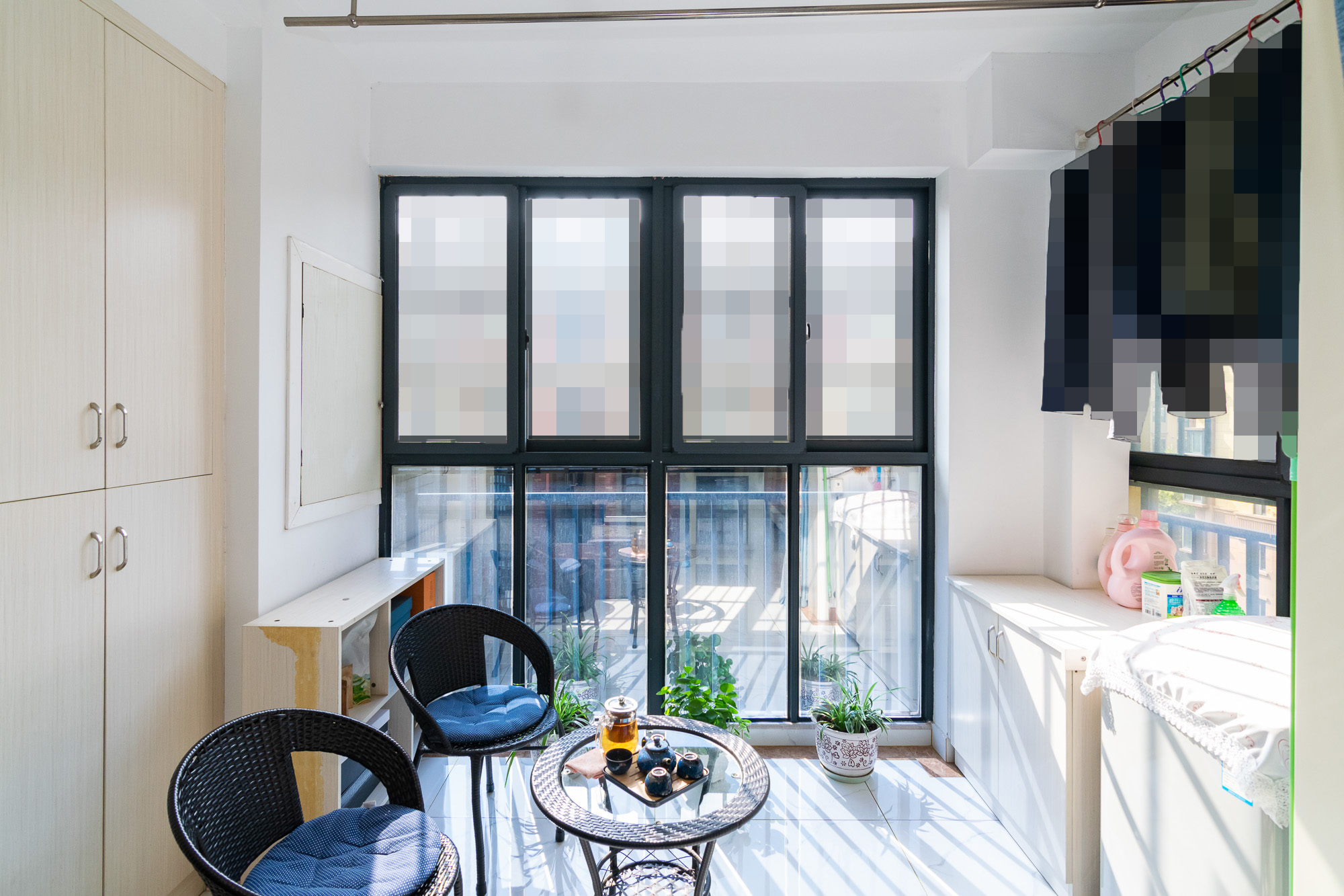 澳海澜庭  3室2厅1卫    73.0万阳台