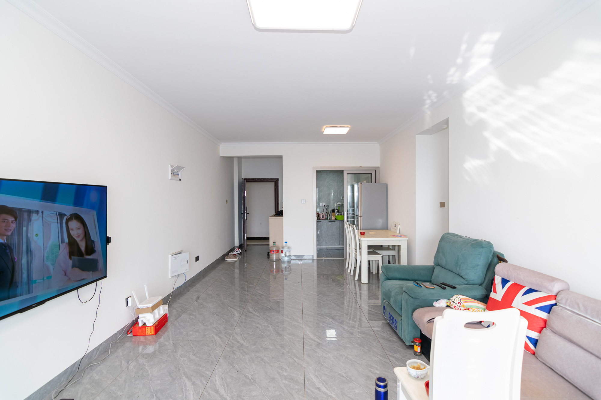 大汉公园里(大汉幸福佳园) 3室2厅2卫 72.0万 大汉公园里(大汉幸福佳园) 3室2厅2卫 72.0万客厅