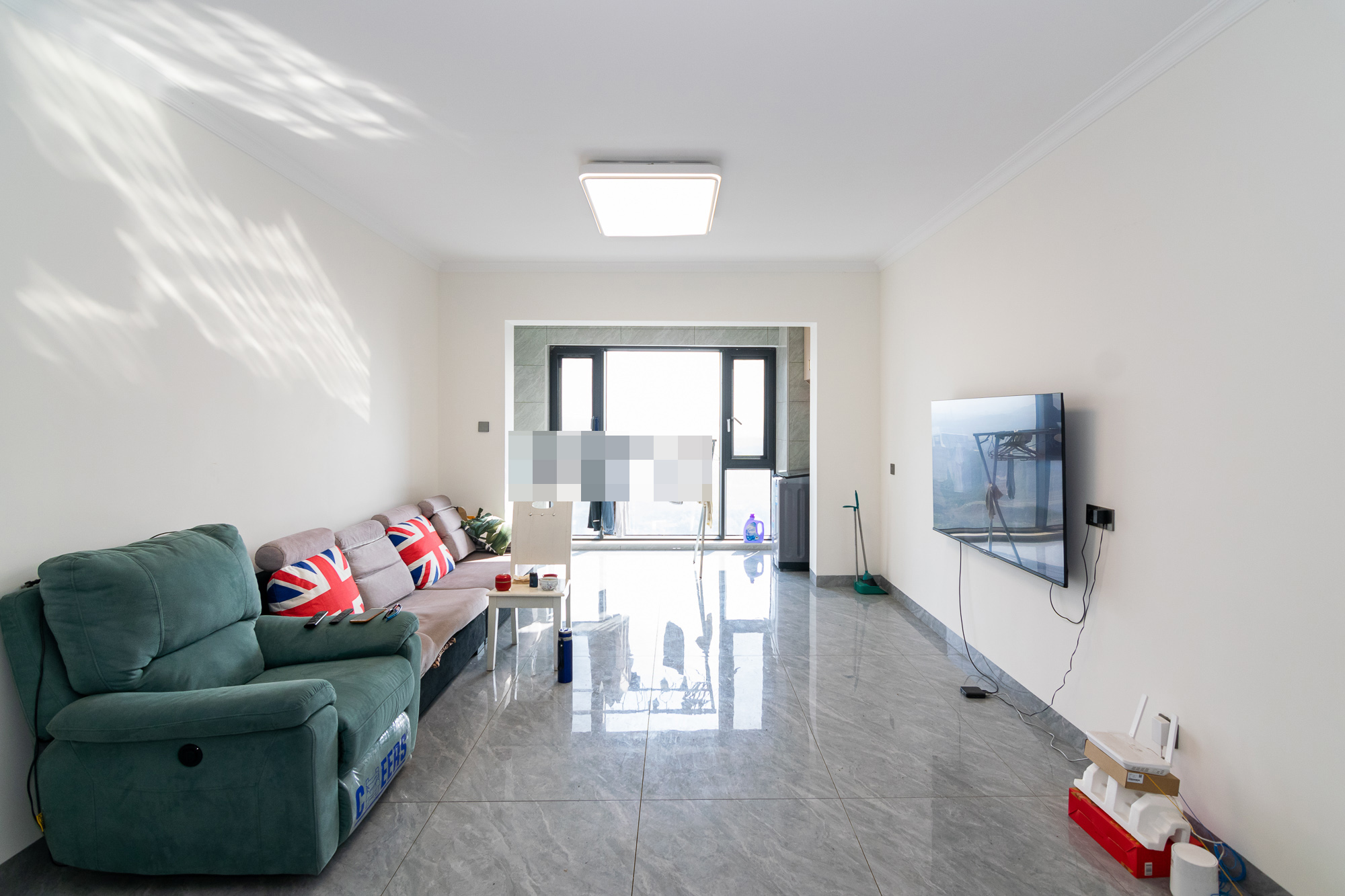 大汉公园里(大汉幸福佳园) 3室2厅2卫 72.0万 大汉公园里(大汉幸福佳园) 3室2厅2卫 72.0万客厅