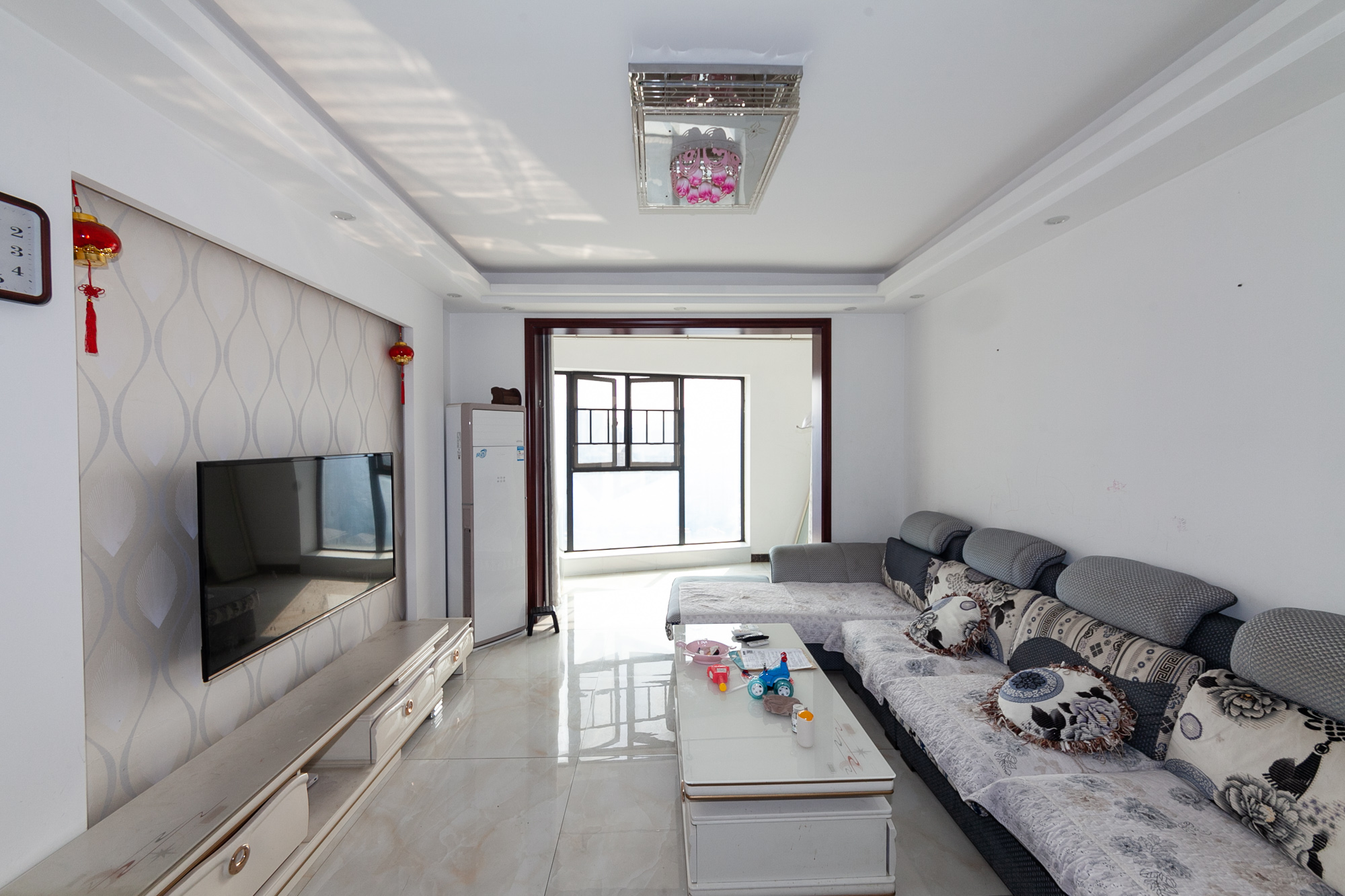 润和之悦(金泽园) 3室2厅1卫 72.0万 润和之悦(金泽园) 3室2厅1卫 72.0万客厅