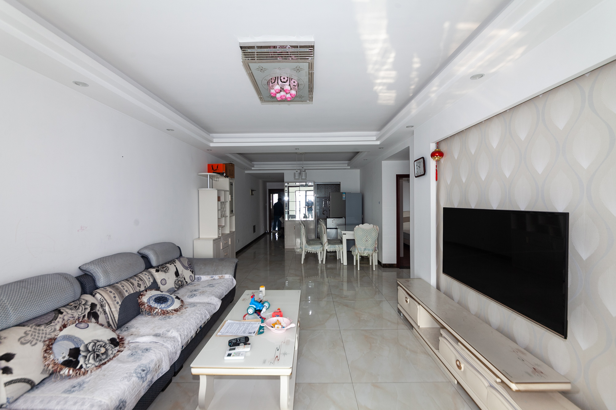 润和之悦(金泽园) 3室2厅1卫 72.0万 润和之悦(金泽园) 3室2厅1卫 72.0万客厅