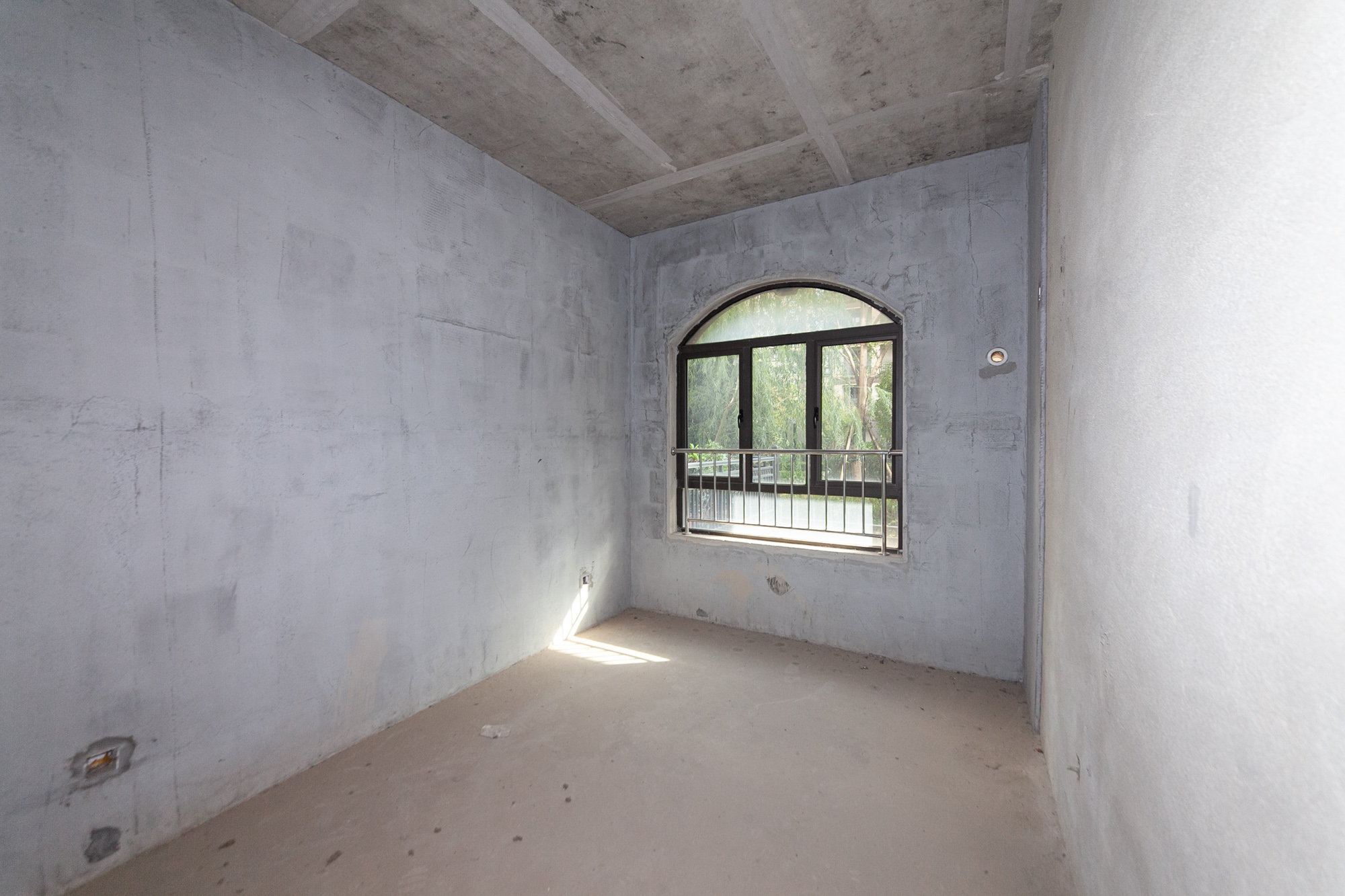 润和滨江府  6室2厅2卫    301.0万 润和滨江府  6室2厅2卫    301.0万卧室