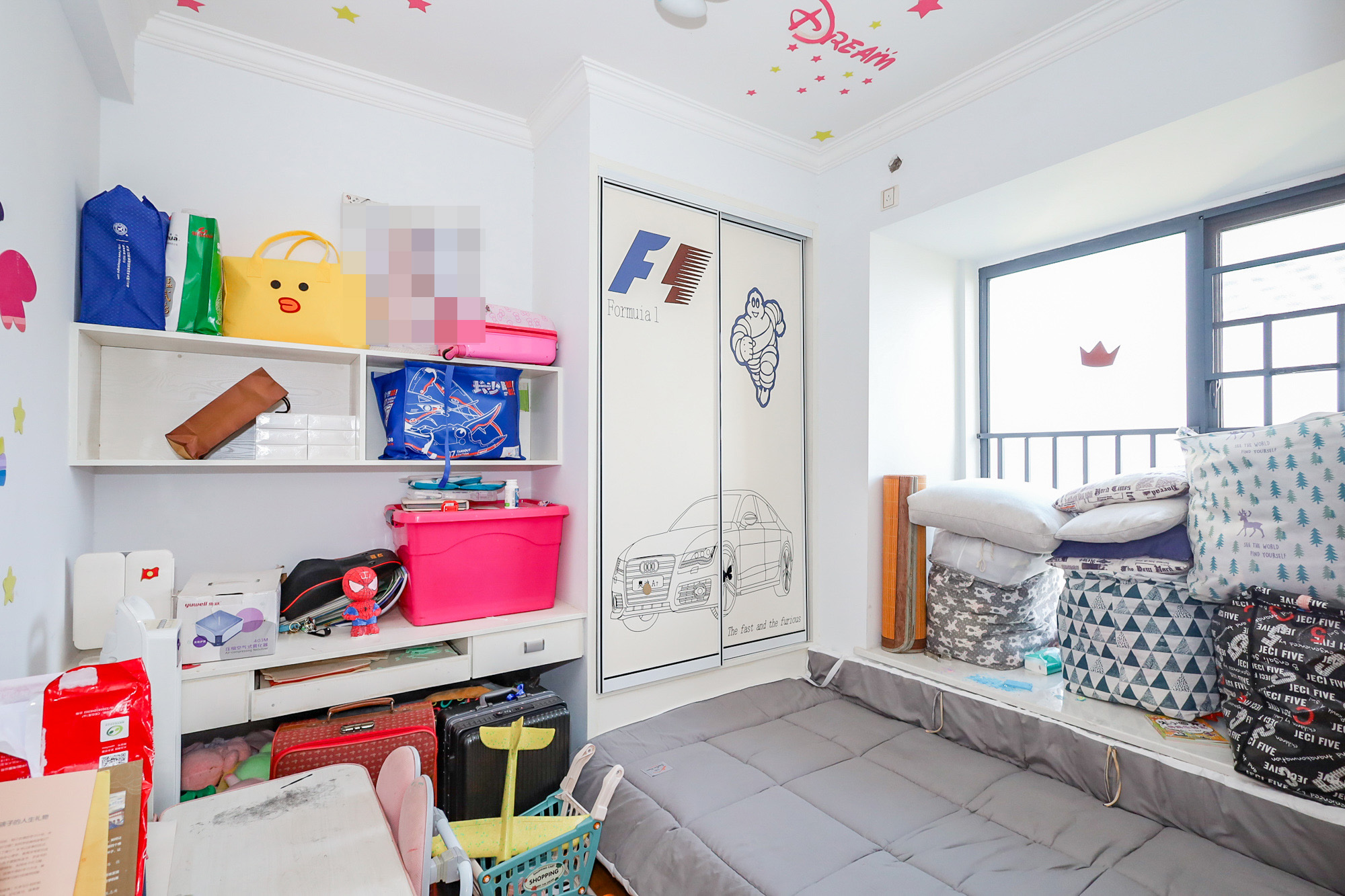 兰亭都荟(璟峰苑) 3室2厅1卫 92.0万 兰亭都荟(璟峰苑) 3室2厅1卫 92.0万卧室