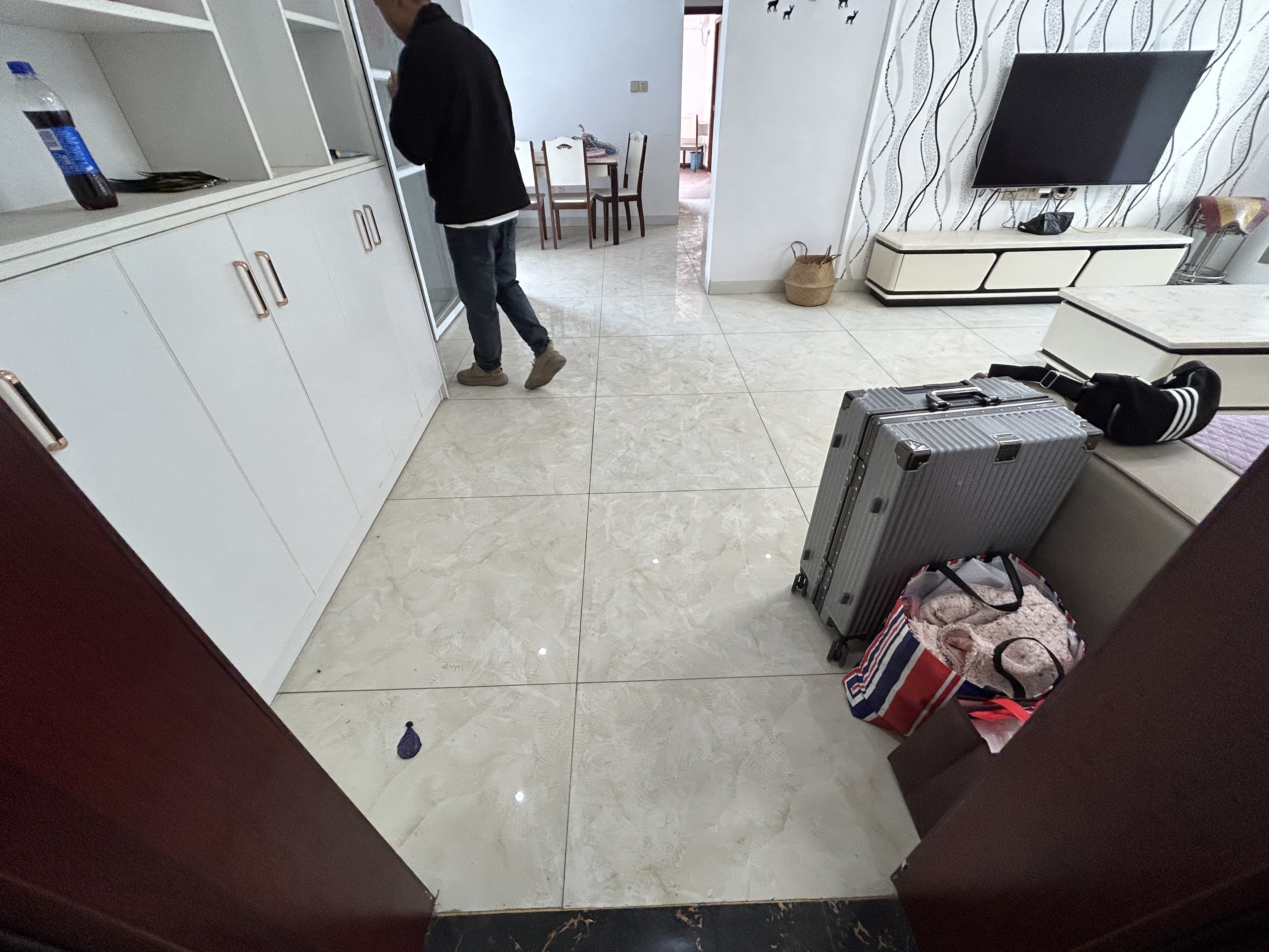 美的城二期 3室2厅2卫 46.8万 美的城二期 3室2厅2卫 46.8万室内图