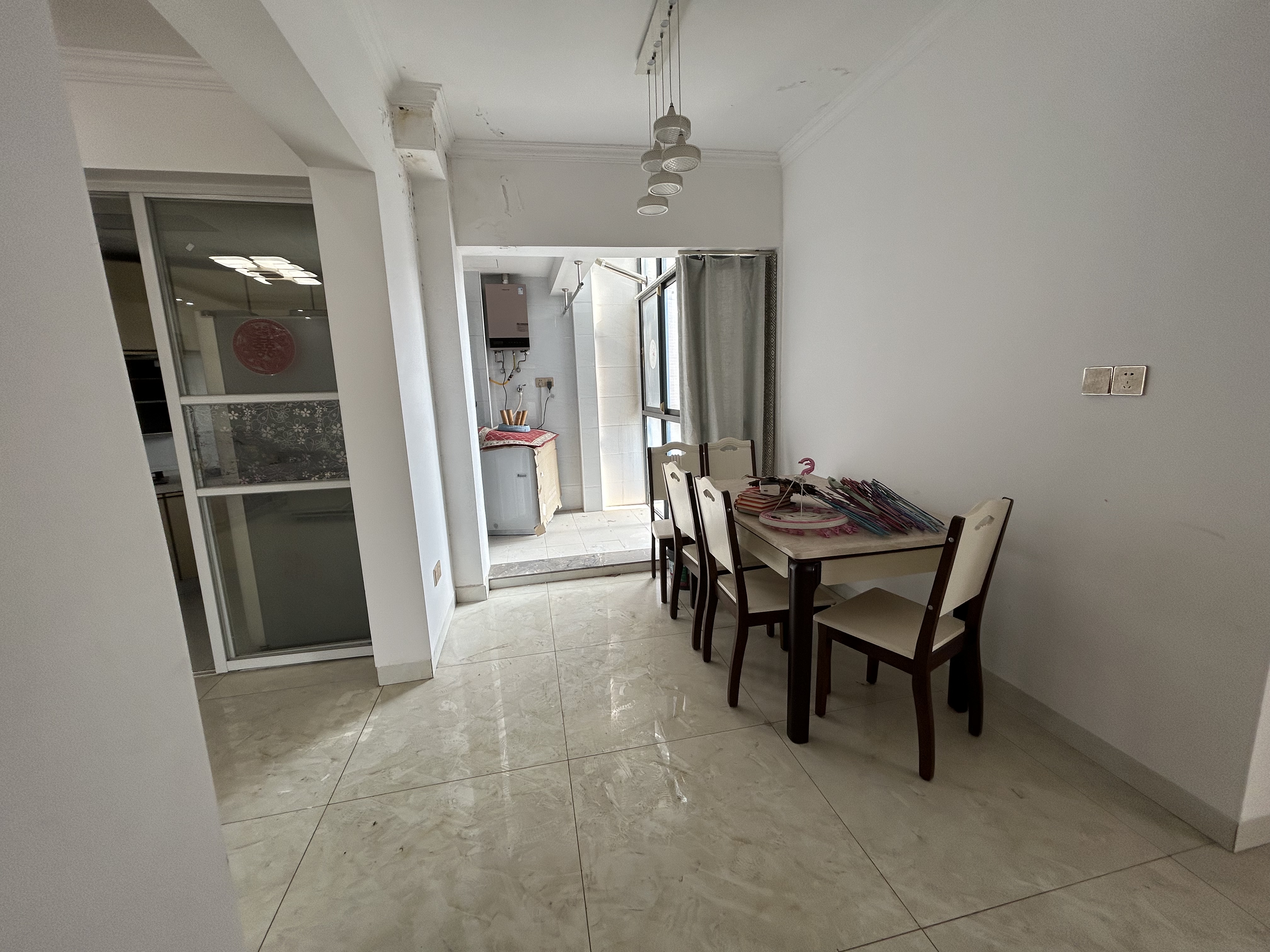 美的城二期 3室2厅2卫 46.8万 美的城二期 3室2厅2卫 46.8万室内图