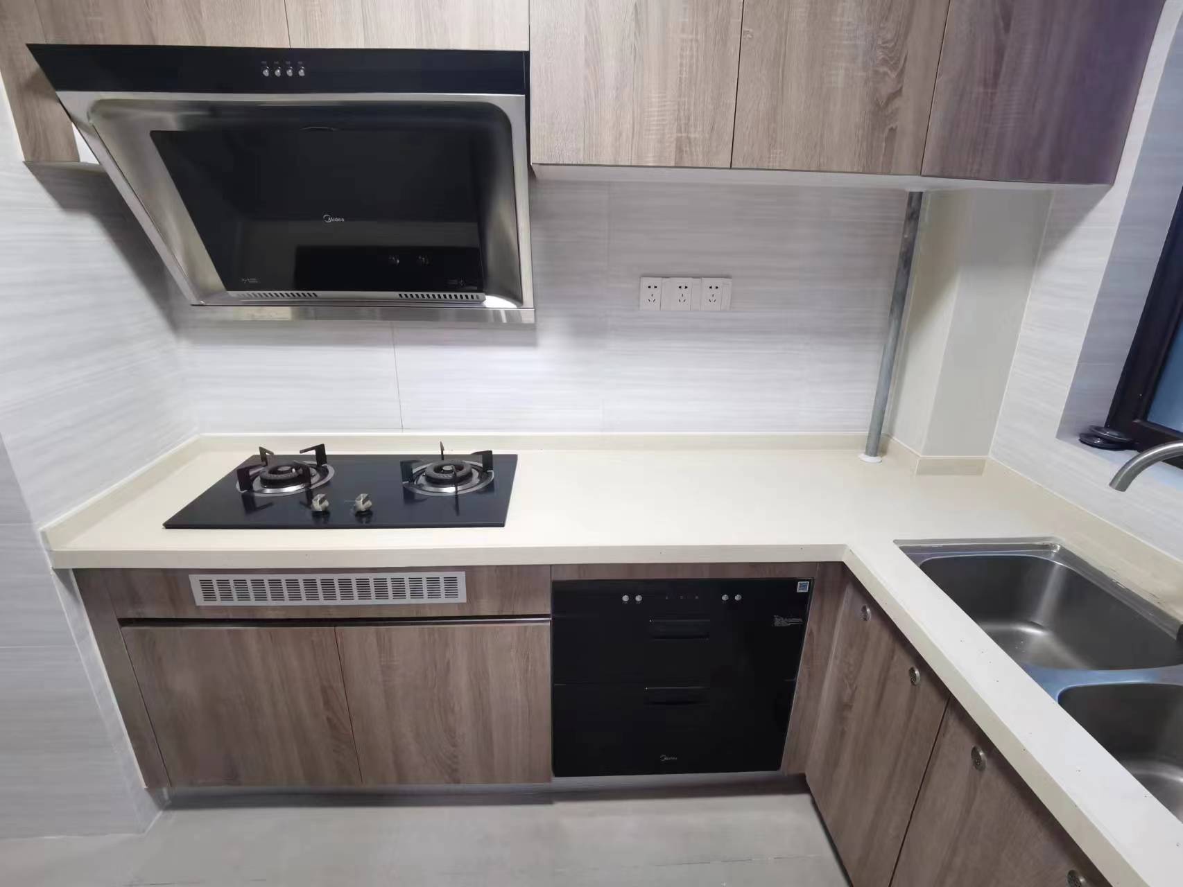 美的翰城 3室2厅2卫 122.0万 美的翰城 3室2厅2卫 122.0万室内图