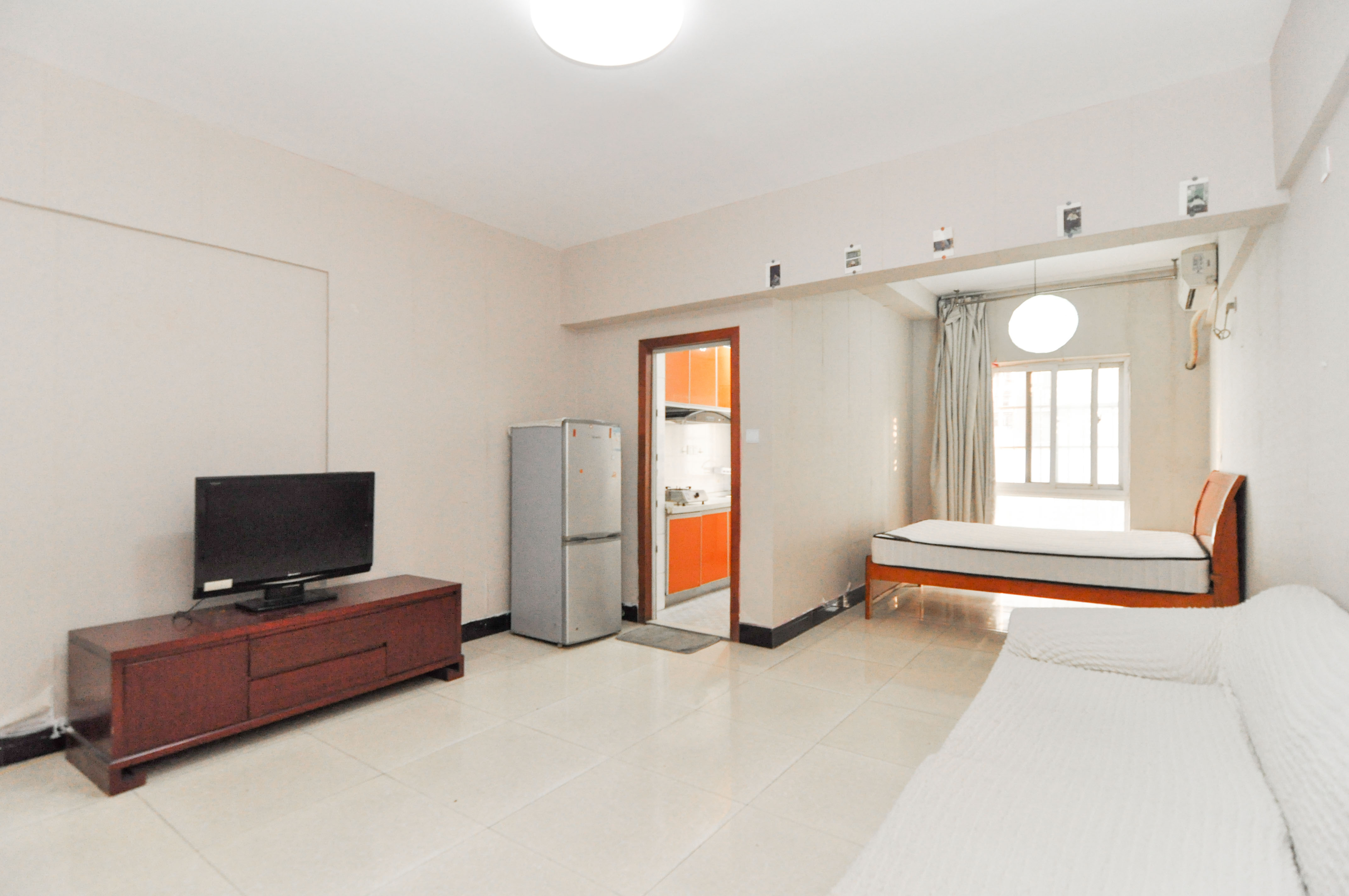 谋房博客(博客天街)  1室1厅1卫    39.0万 谋房博客(博客天街)  1室1厅1卫    39.0万客厅