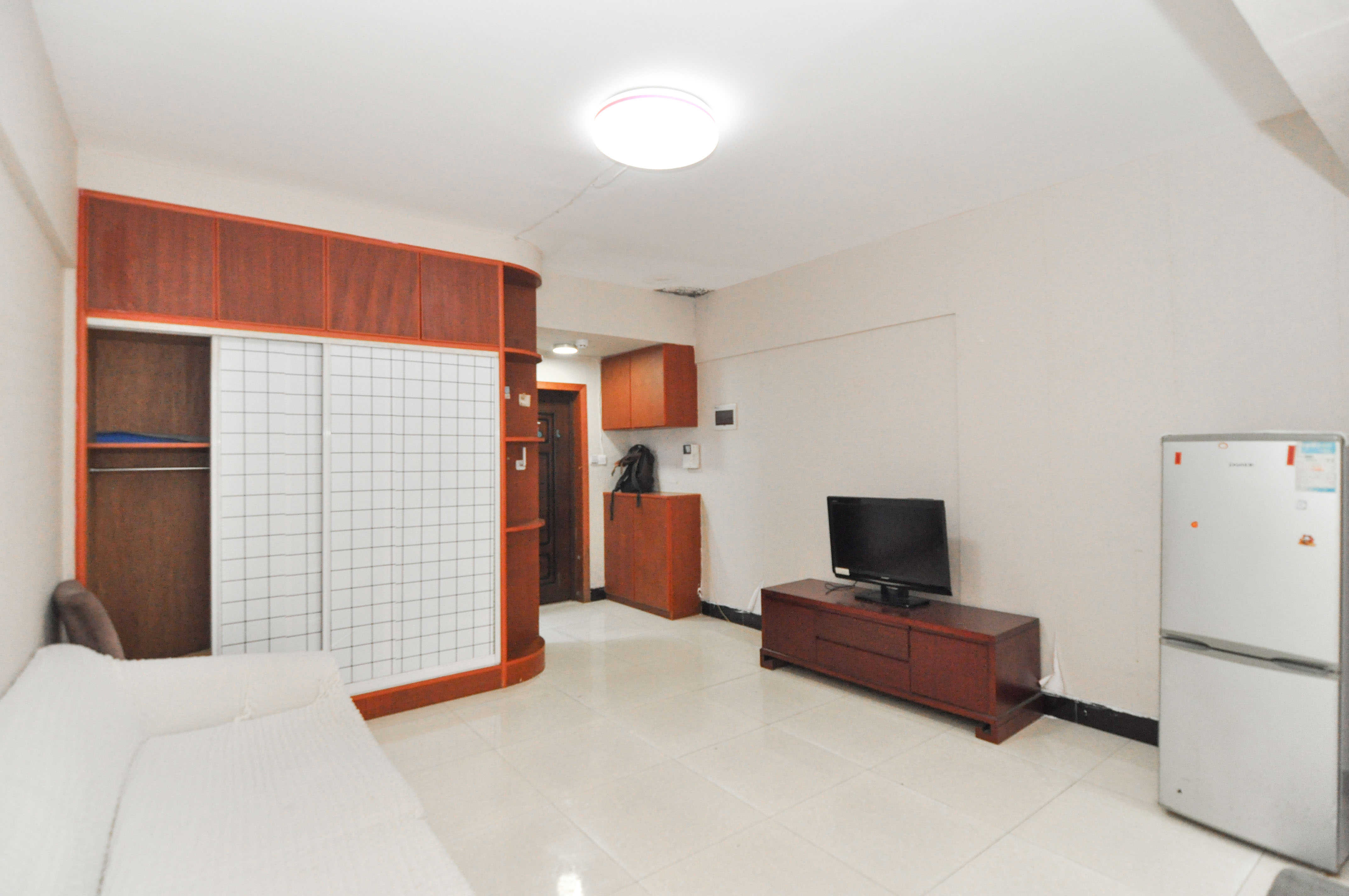 谋房博客(博客天街)  1室1厅1卫    39.0万 谋房博客(博客天街)  1室1厅1卫    39.0万卧室