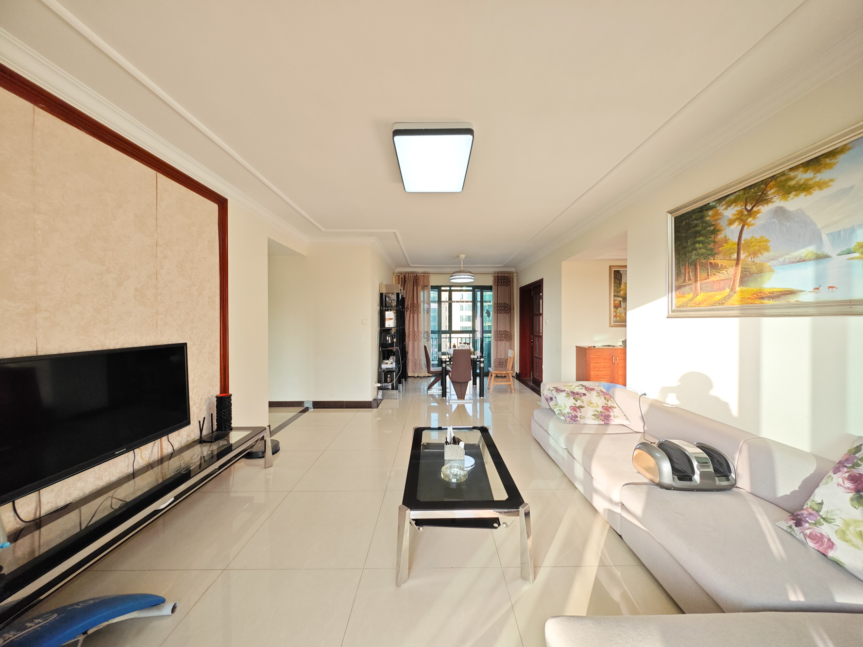 恒大城  4室2厅2卫    94.8万 恒大城  4室2厅2卫    94.8万