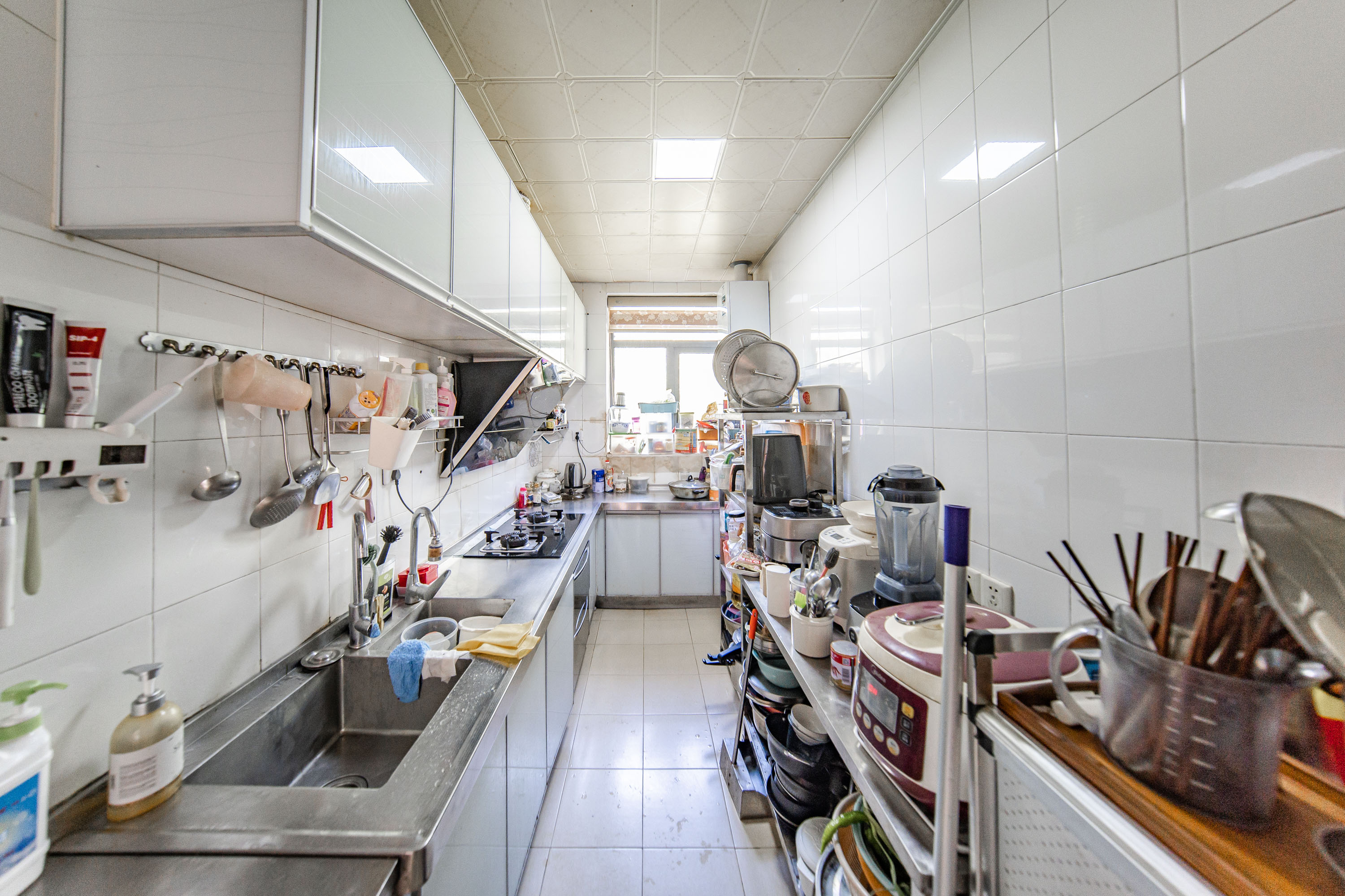 麓山南路立新村001号（粮食局）  3室2厅1卫   88.00万厨房