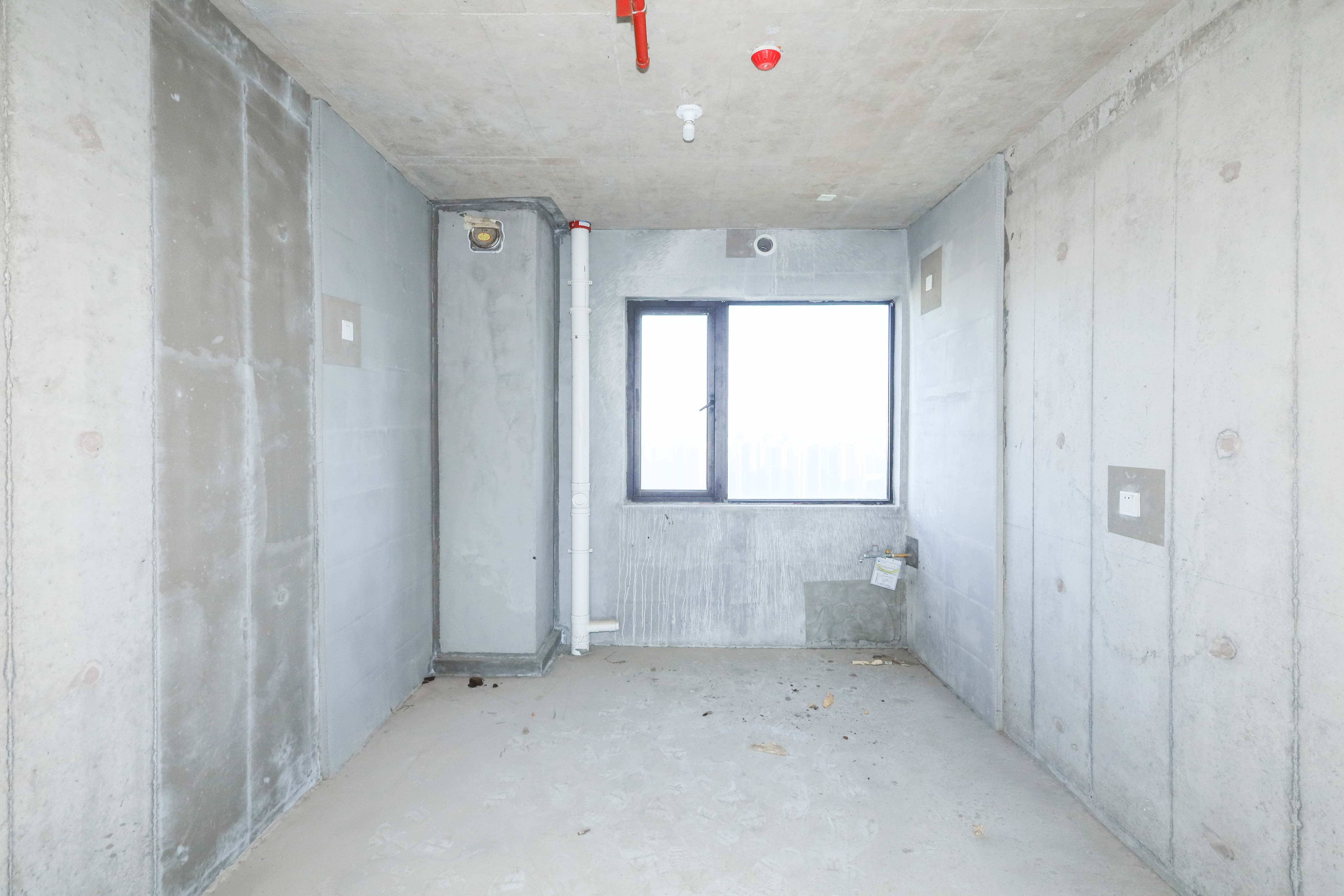 建发央著  4室2厅2卫   280.00万厨房