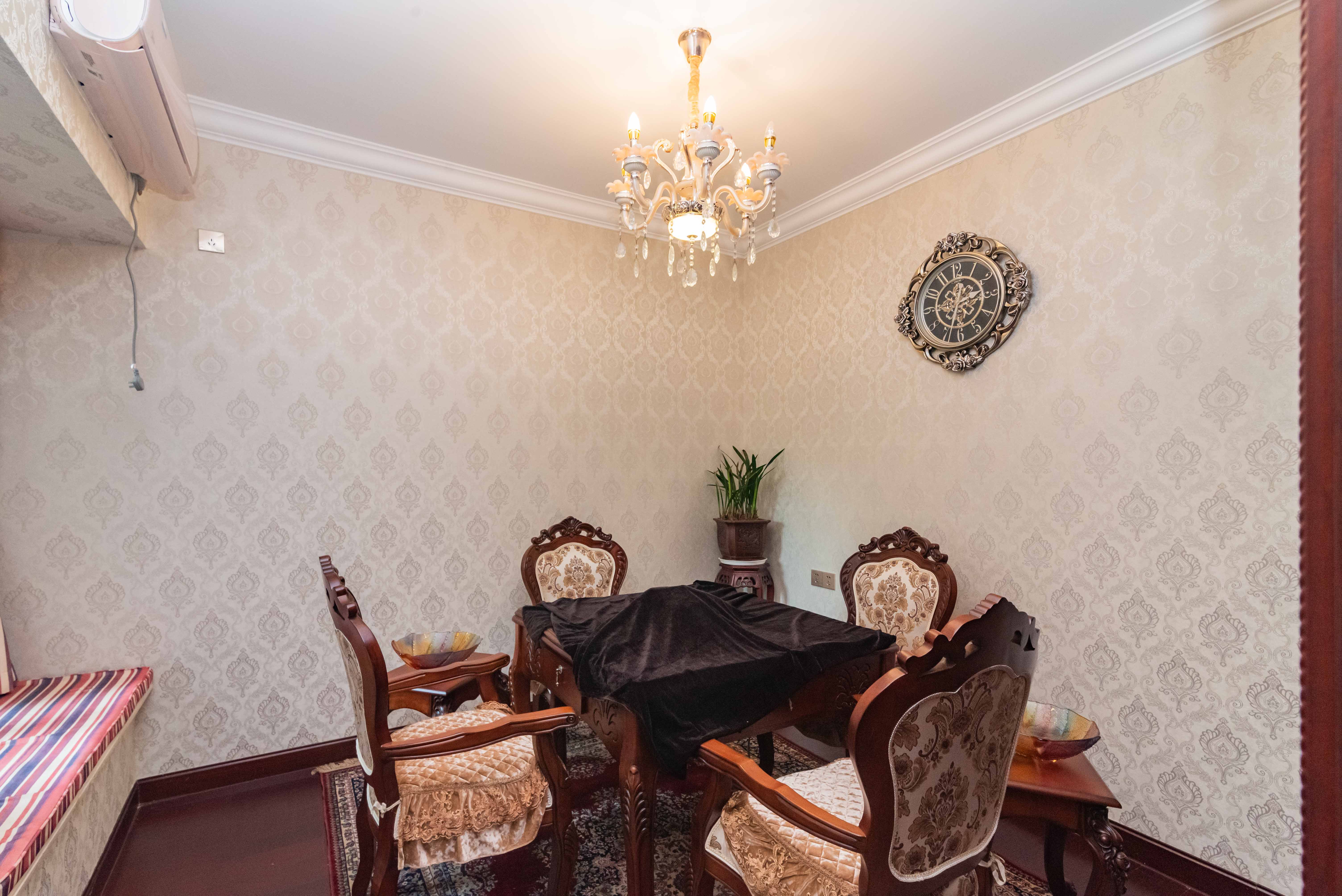 恒大雅苑 3室2厅1卫 139.8万 恒大雅苑 3室2厅1卫 139.8万卧室