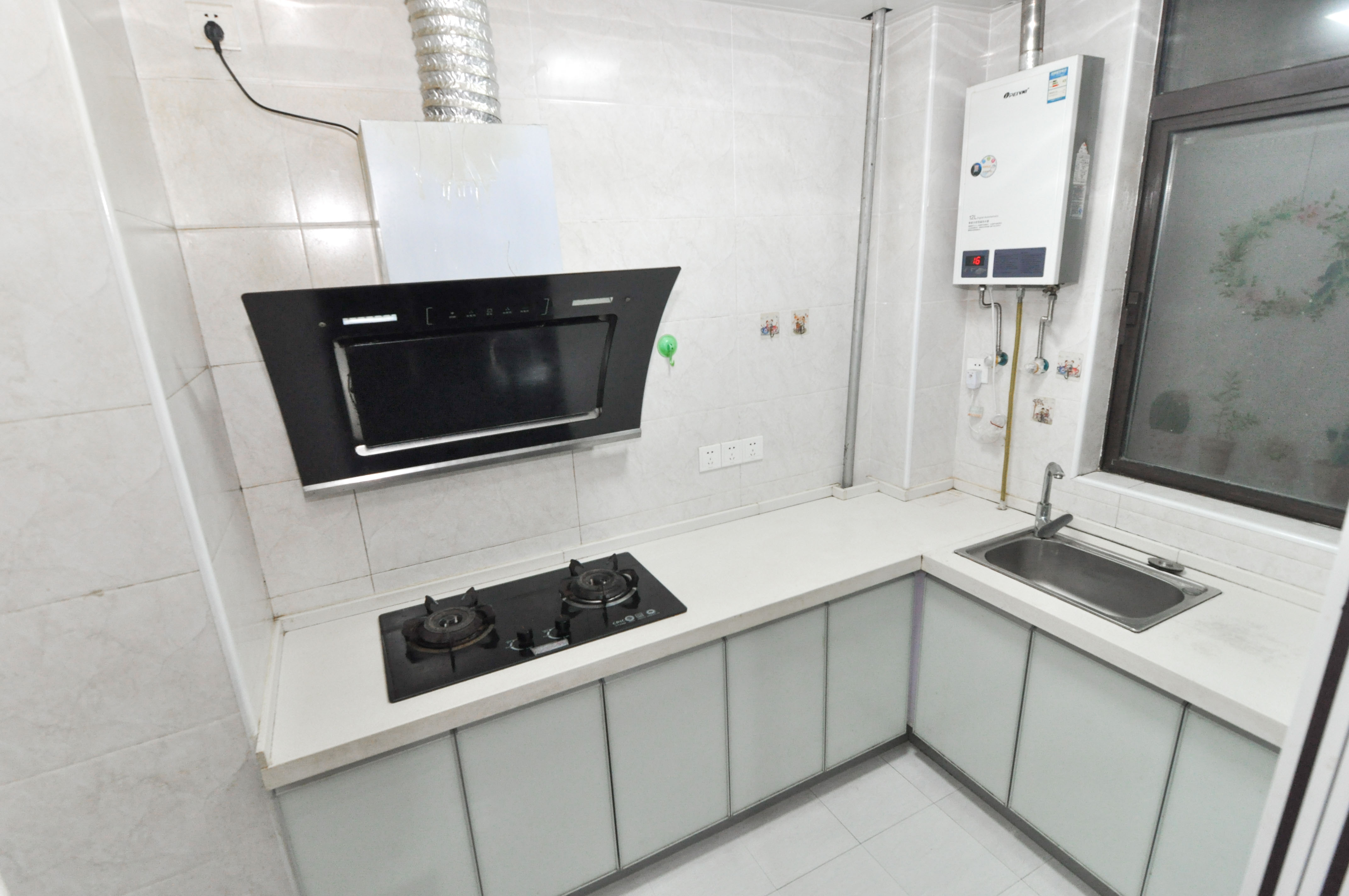 梅溪湖金茂悦（金悦雅苑）  3室2厅2卫    130.0万厨房