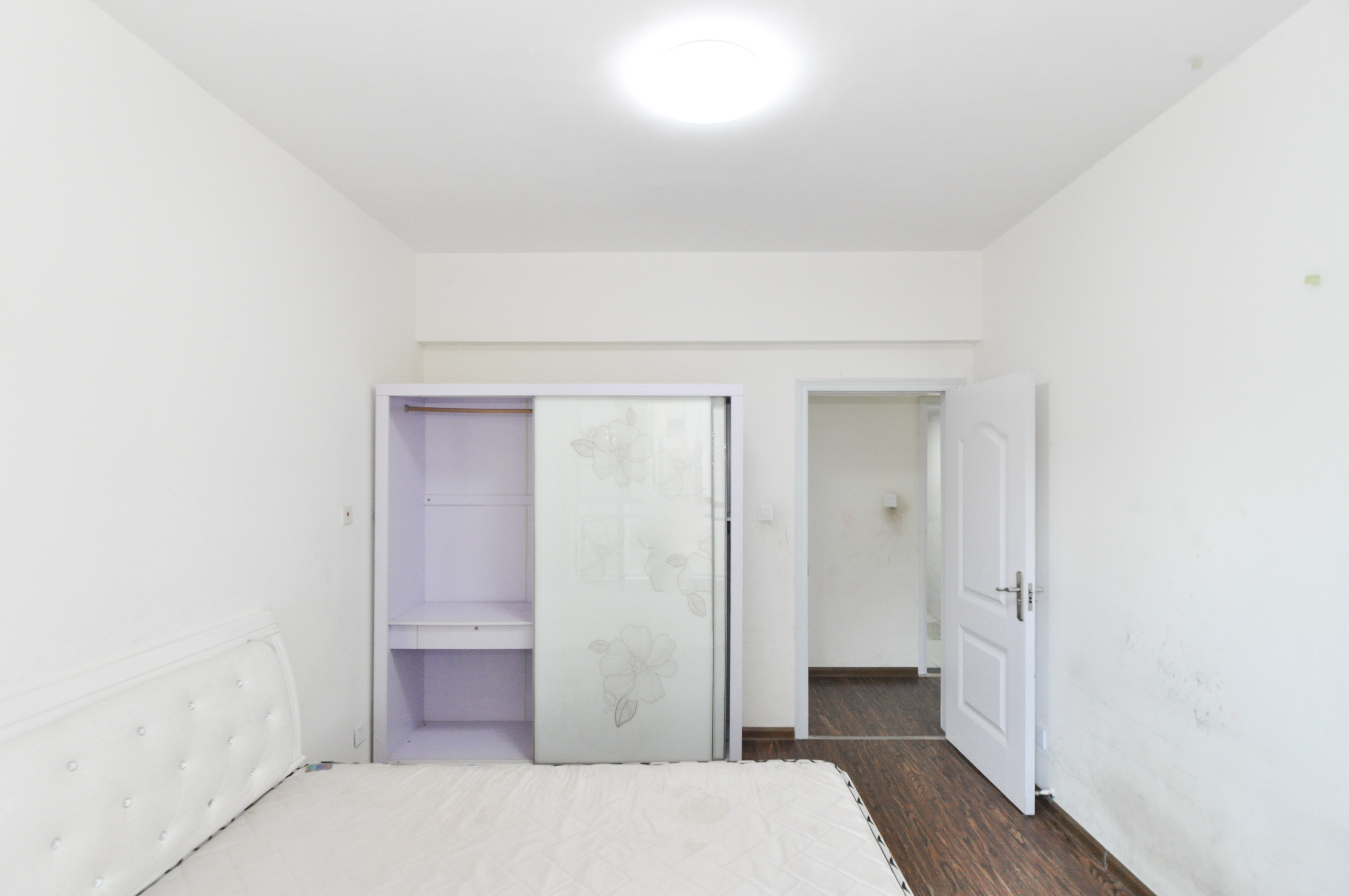 梅溪湖金茂悦（金悦雅苑）  3室2厅2卫    130.0万卧室