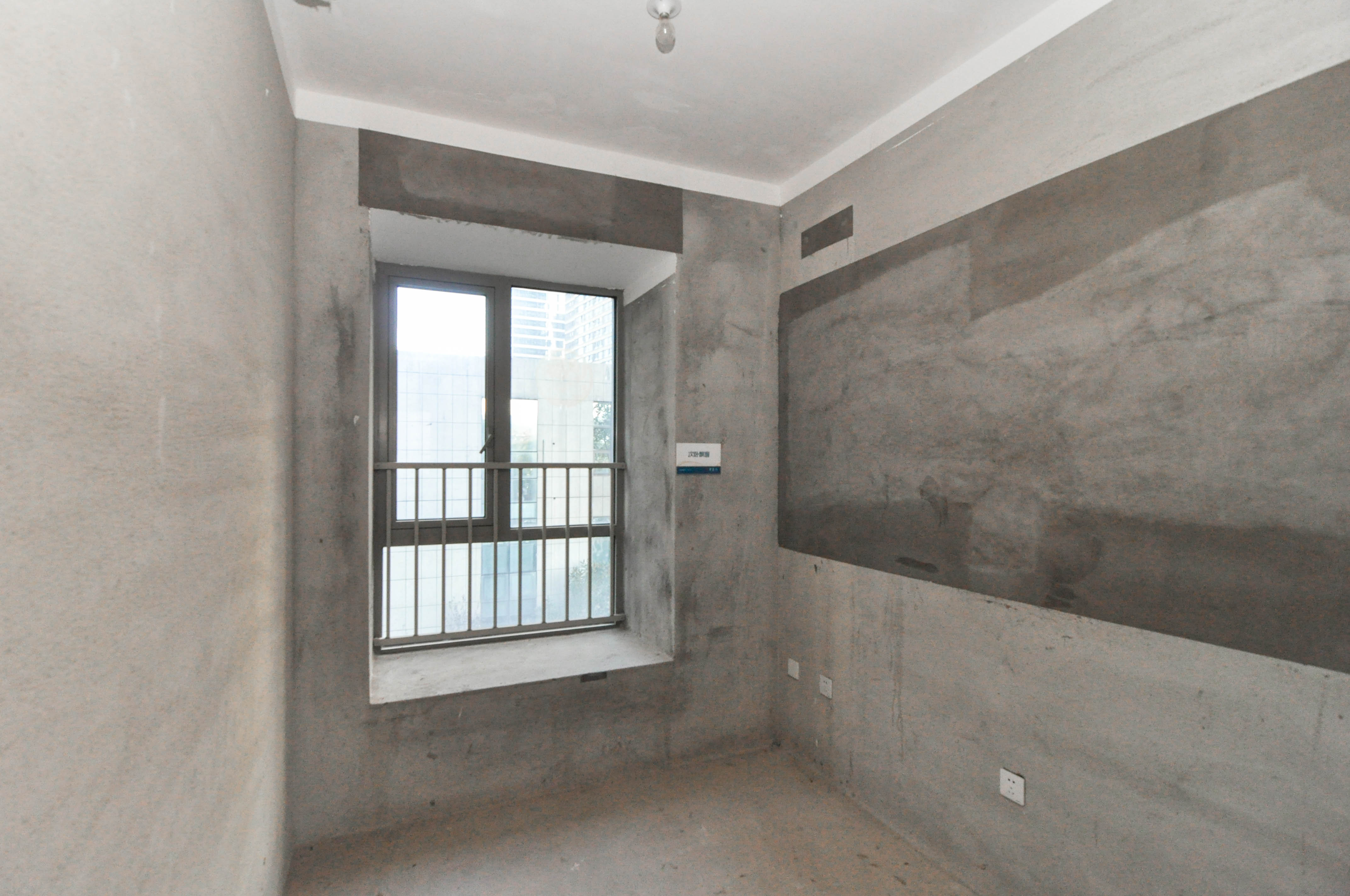 梅溪湖金茂湾 4室2厅2卫 160.00万 梅溪湖金茂湾 4室2厅2卫 160.00万其他