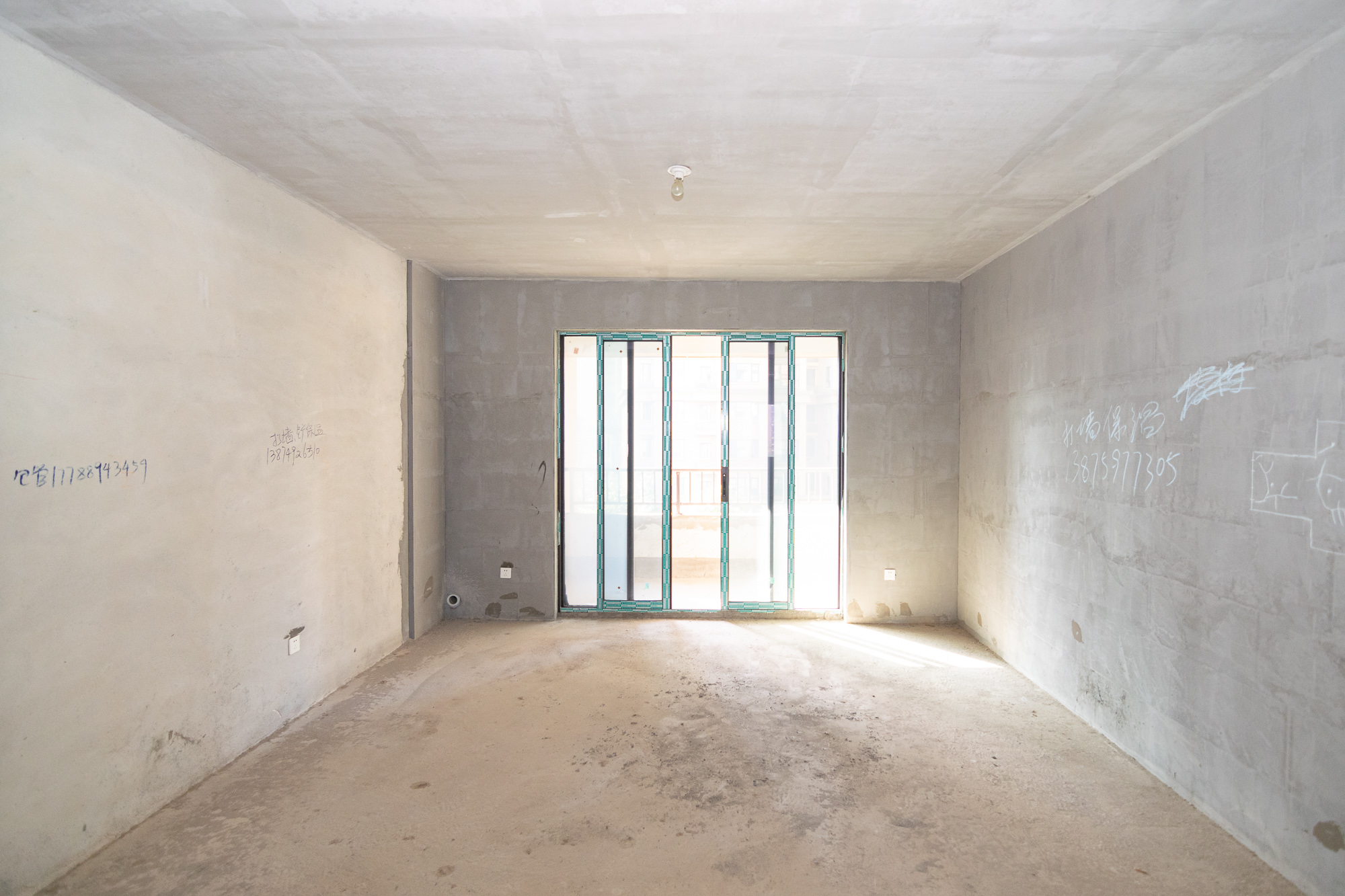 长房星珑湾 3室2厅2卫 95.0万 长房星珑湾 3室2厅2卫 95.0万客厅