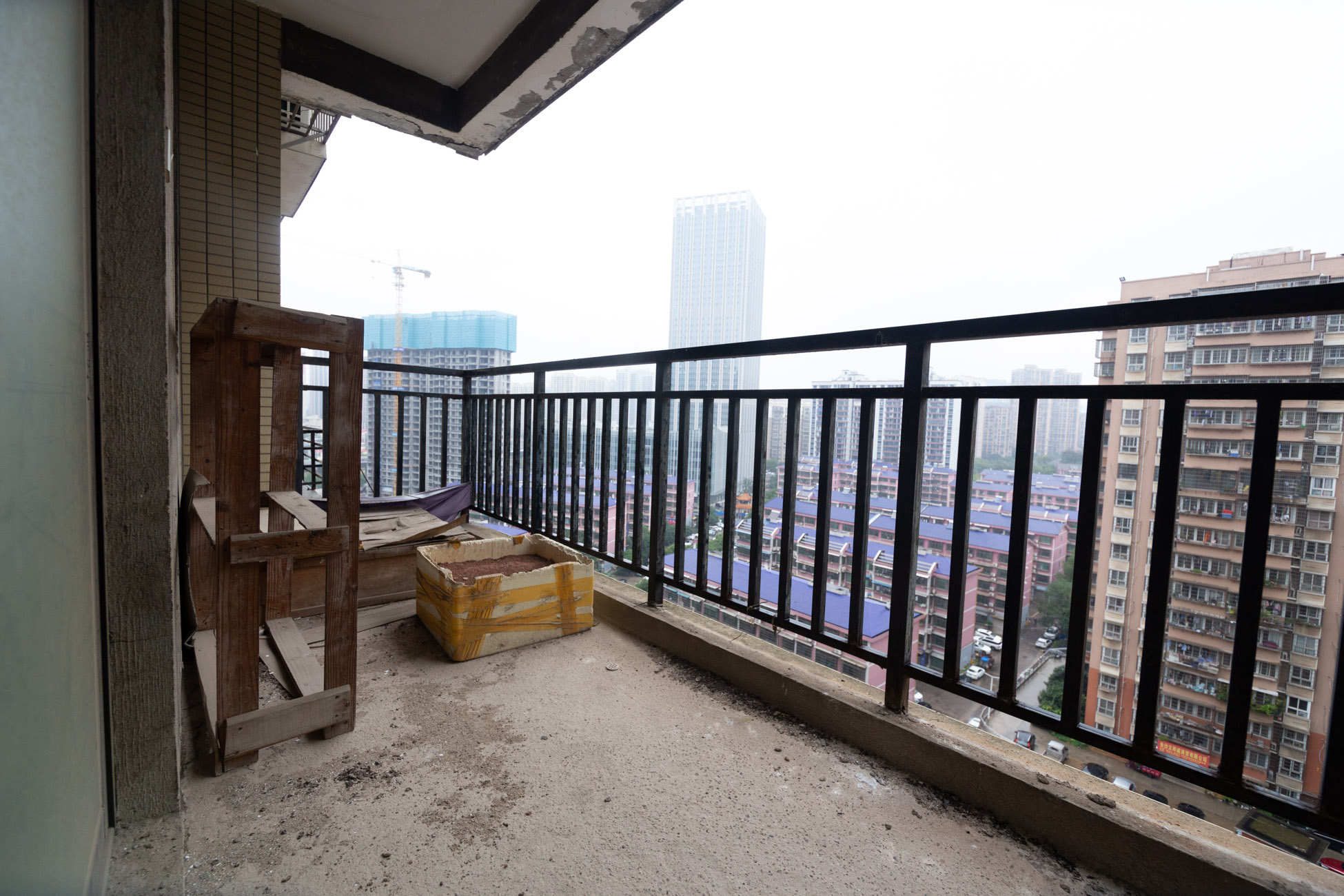 湘核佳苑  4室2厅2卫    125.0万 湘核佳苑  4室2厅2卫    125.0万阳台