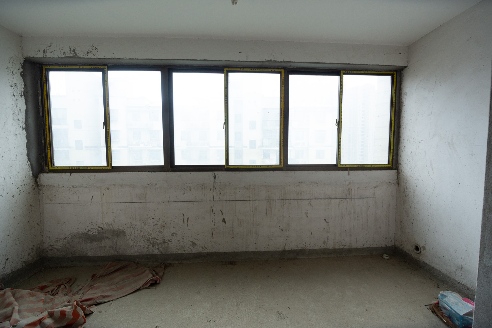 湘核佳苑  4室2厅2卫    125.0万 湘核佳苑  4室2厅2卫    125.0万阳台