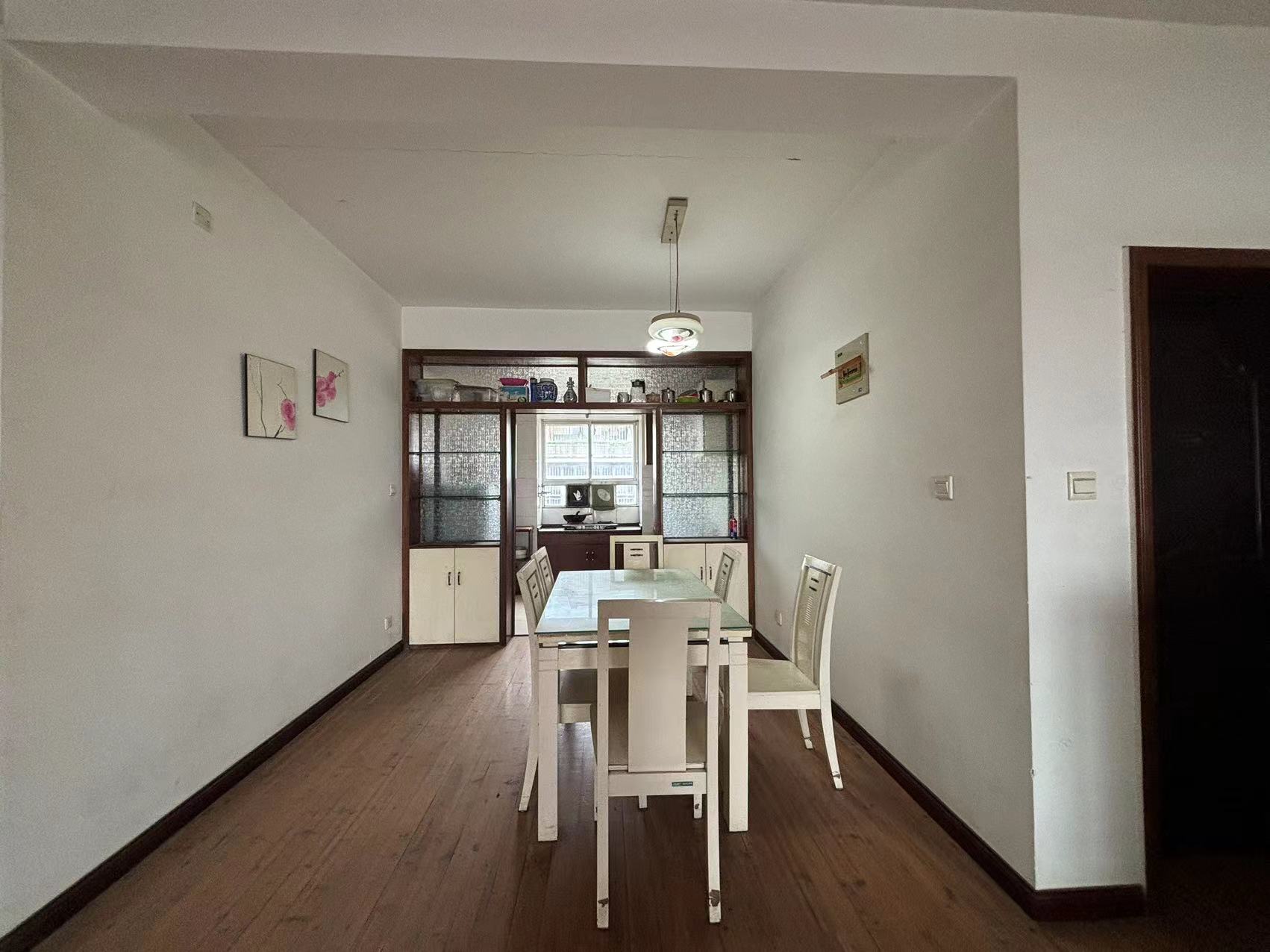 天泰小区  3室2厅1卫    45.0万 天泰小区  3室2厅1卫    45.0万室内图