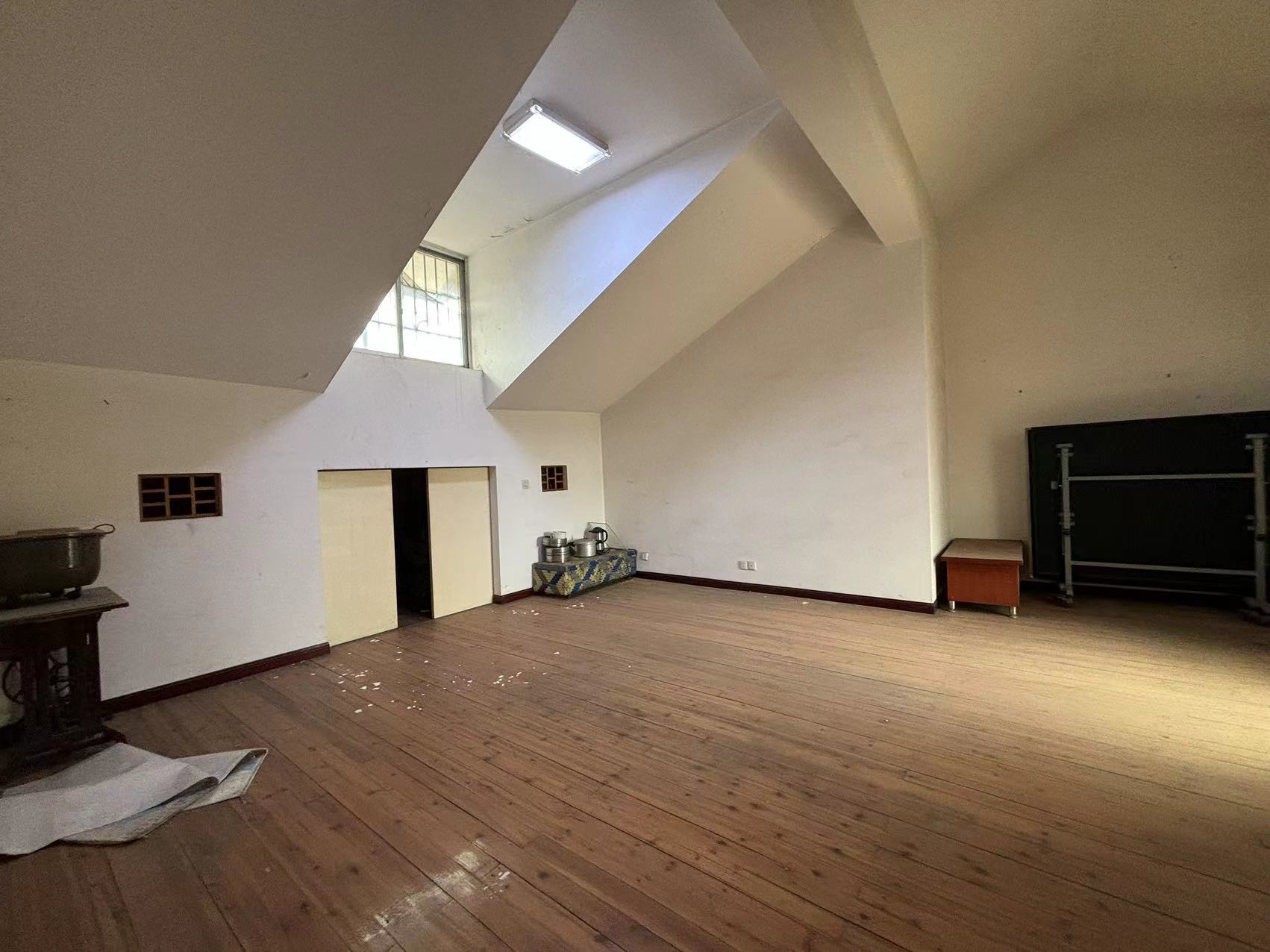 天泰小区  3室2厅1卫    45.0万 天泰小区  3室2厅1卫    45.0万室内图