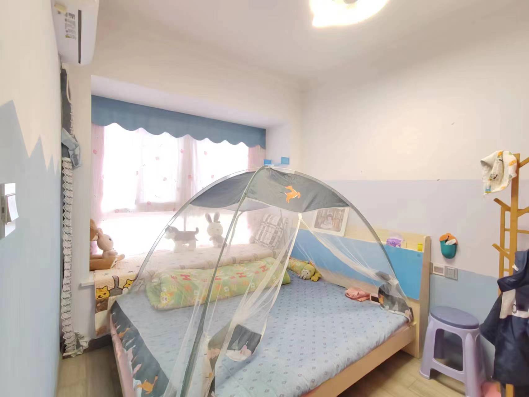 中房天玺湾  4室2厅2卫   93.00万室内图