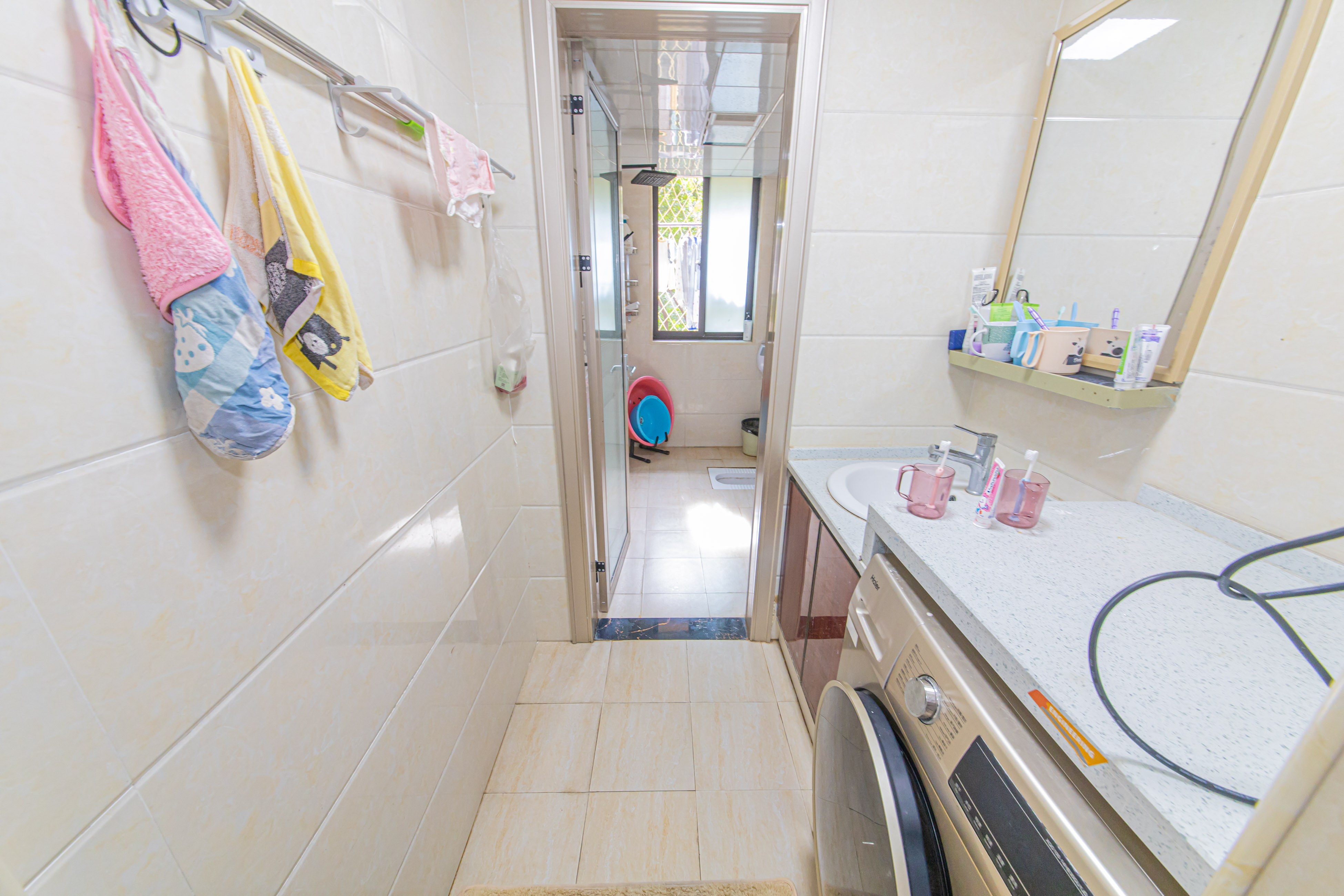 鑫远悦城(鑫远悦时代) 4室2厅2卫 115.0万 鑫远悦城(鑫远悦时代) 4室2厅2卫 115.0万卫生间