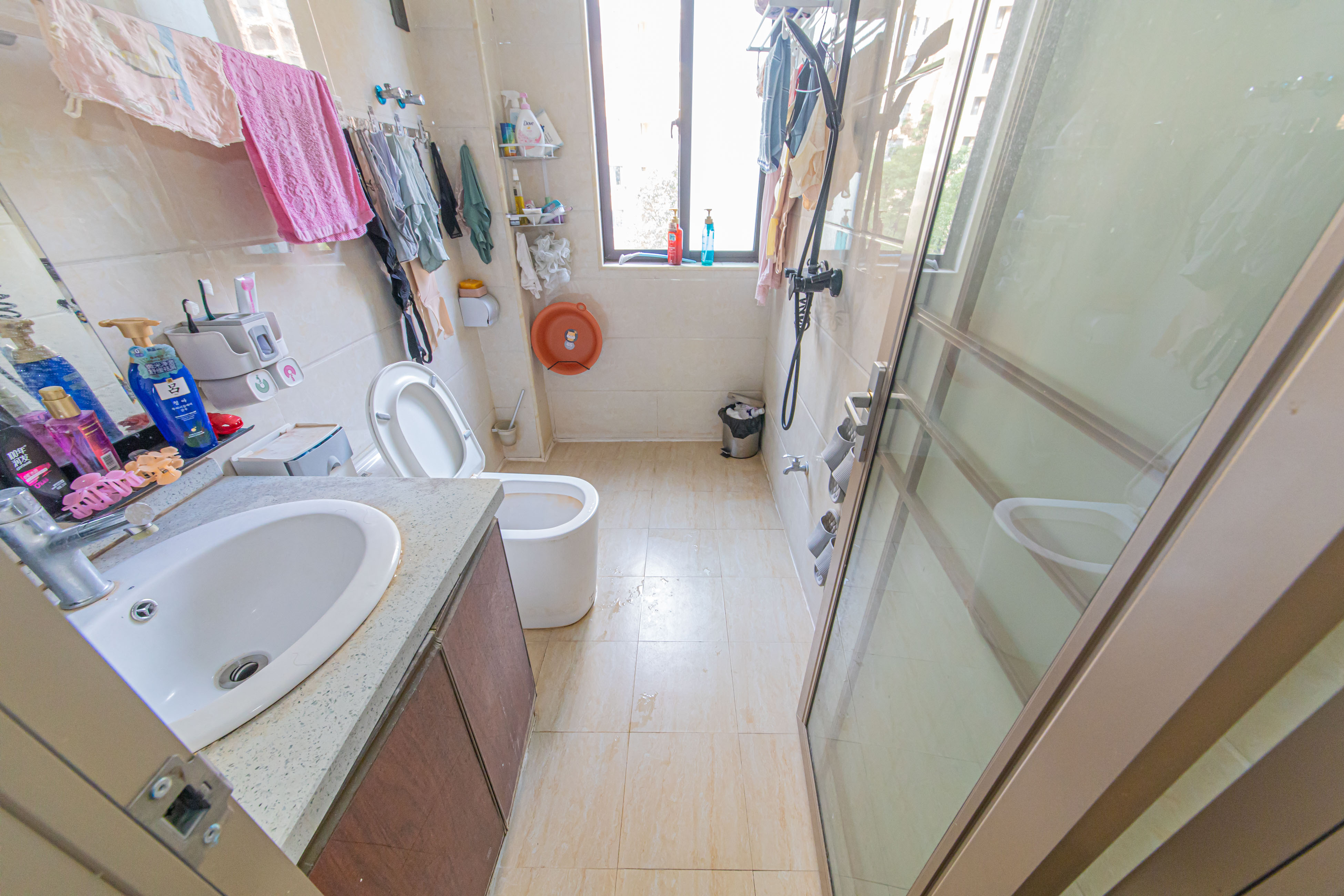 鑫远悦城(鑫远悦时代) 4室2厅2卫 115.0万 鑫远悦城(鑫远悦时代) 4室2厅2卫 115.0万卫生间