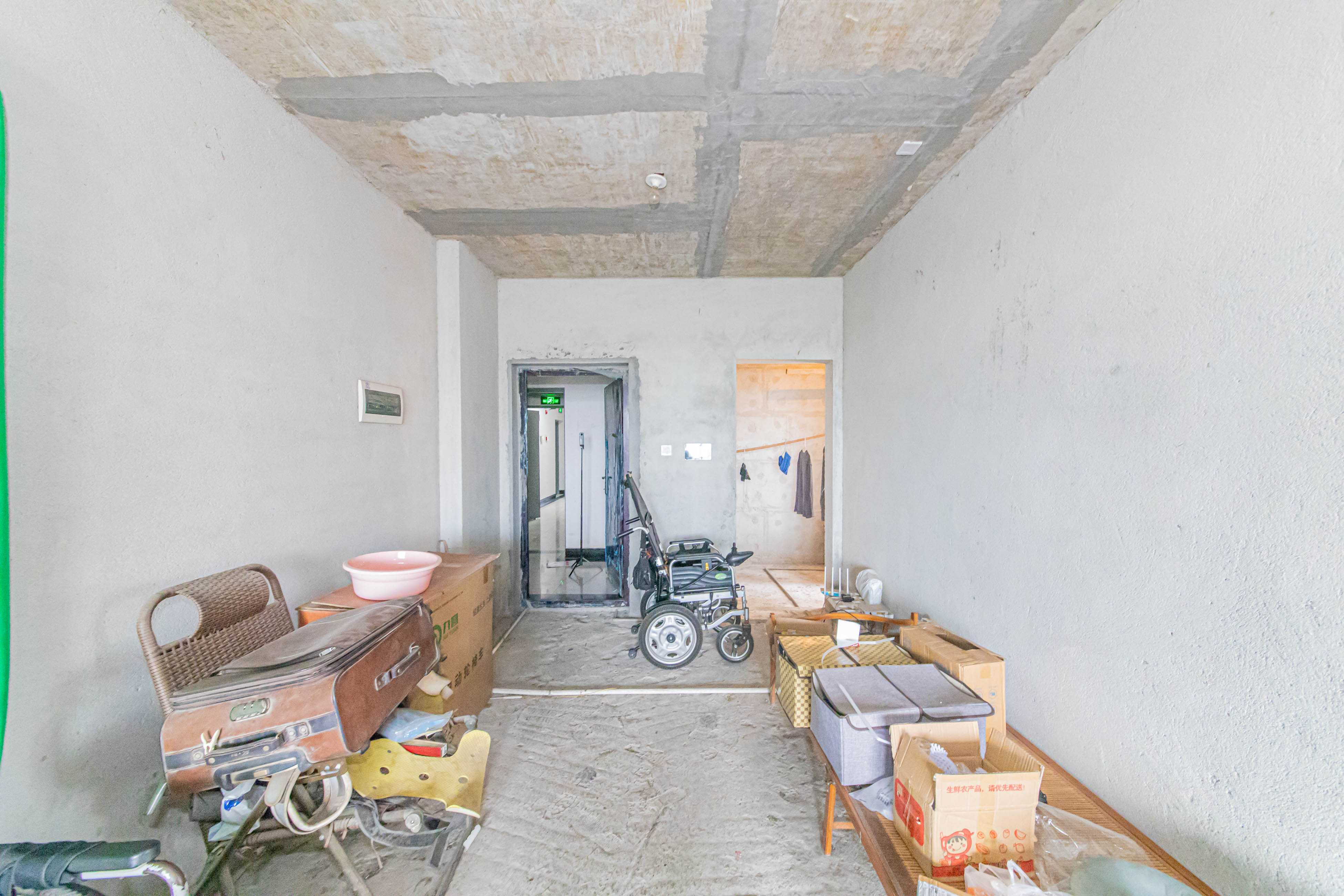 中悦领秀城  3室2厅1卫    45.0万 中悦领秀城  3室2厅1卫    45.0万客厅