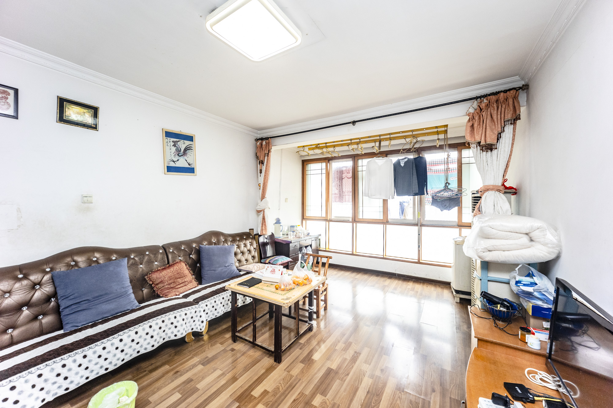 翡翠林居  2室2厅1卫    62.8万客厅