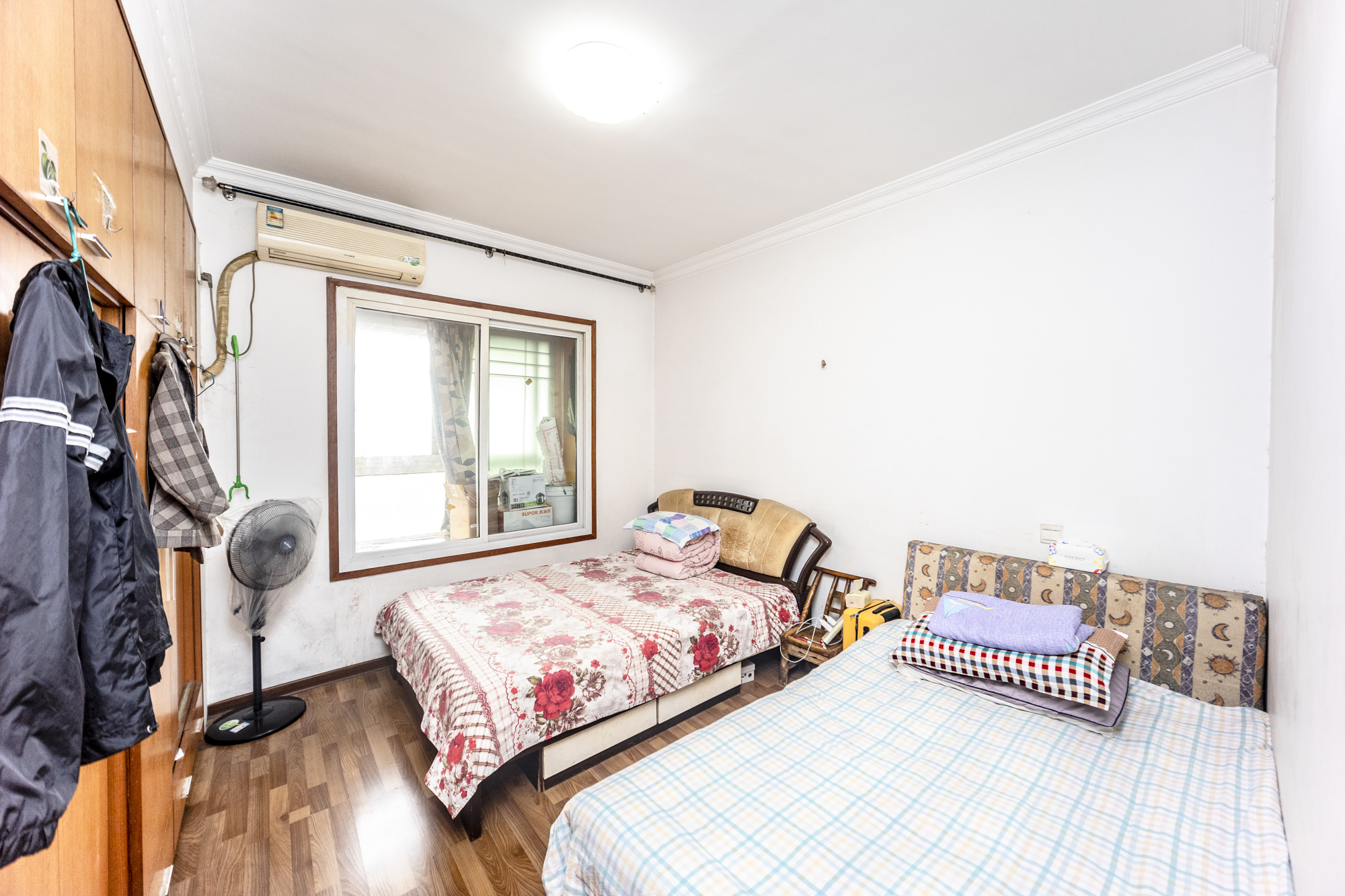 翡翠林居  2室2厅1卫    62.8万卧室