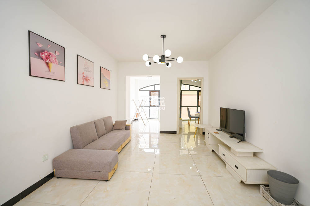 金谷豪庭  2室2厅1卫    38.0万