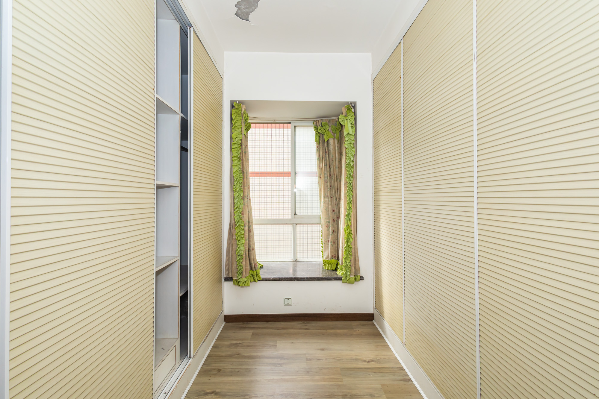 明城公寓 4室2厅2卫 89.0万 明城公寓 4室2厅2卫 89.0万其他