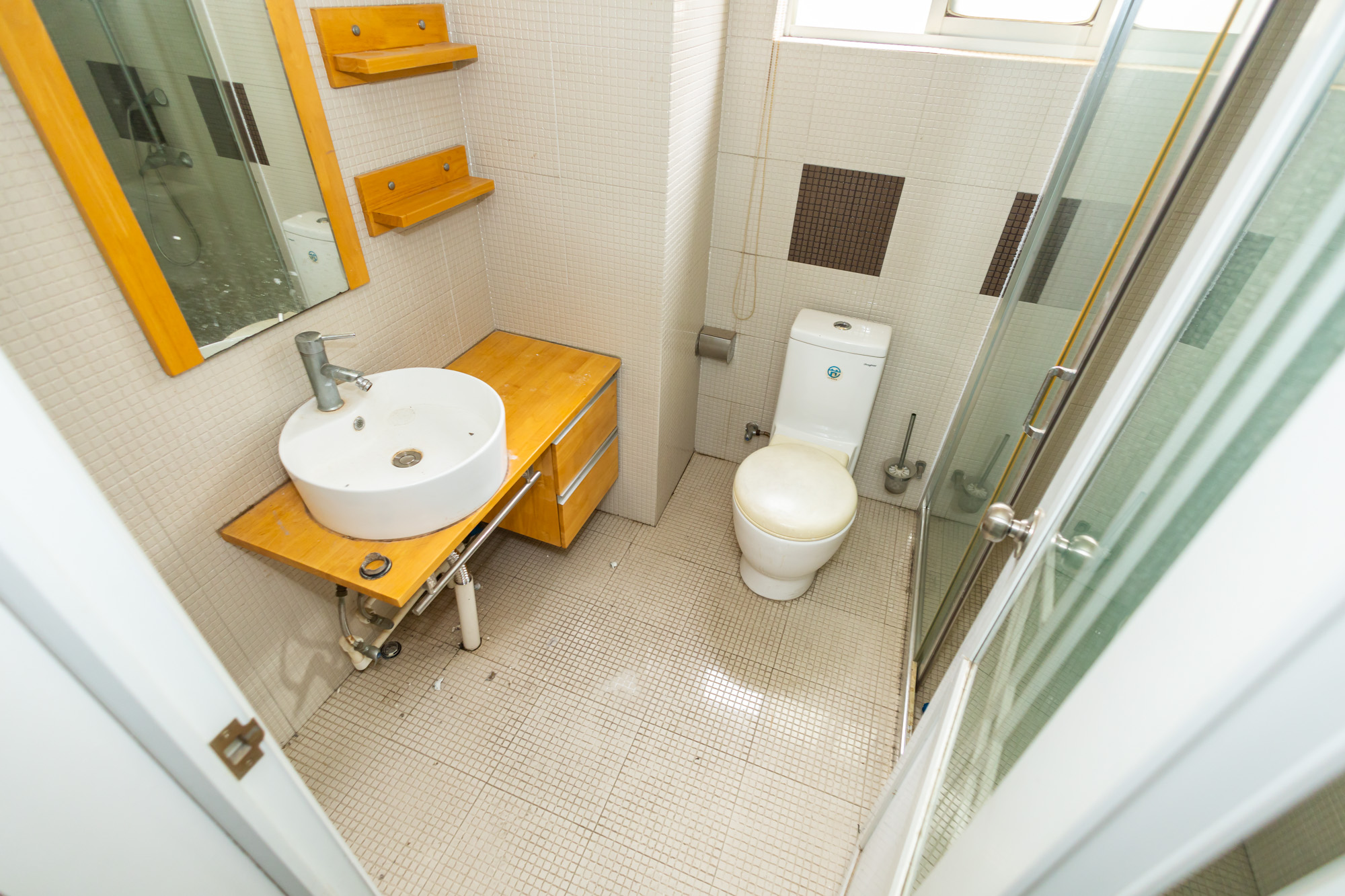 明城公寓 4室2厅2卫 89.0万 明城公寓 4室2厅2卫 89.0万卫生间