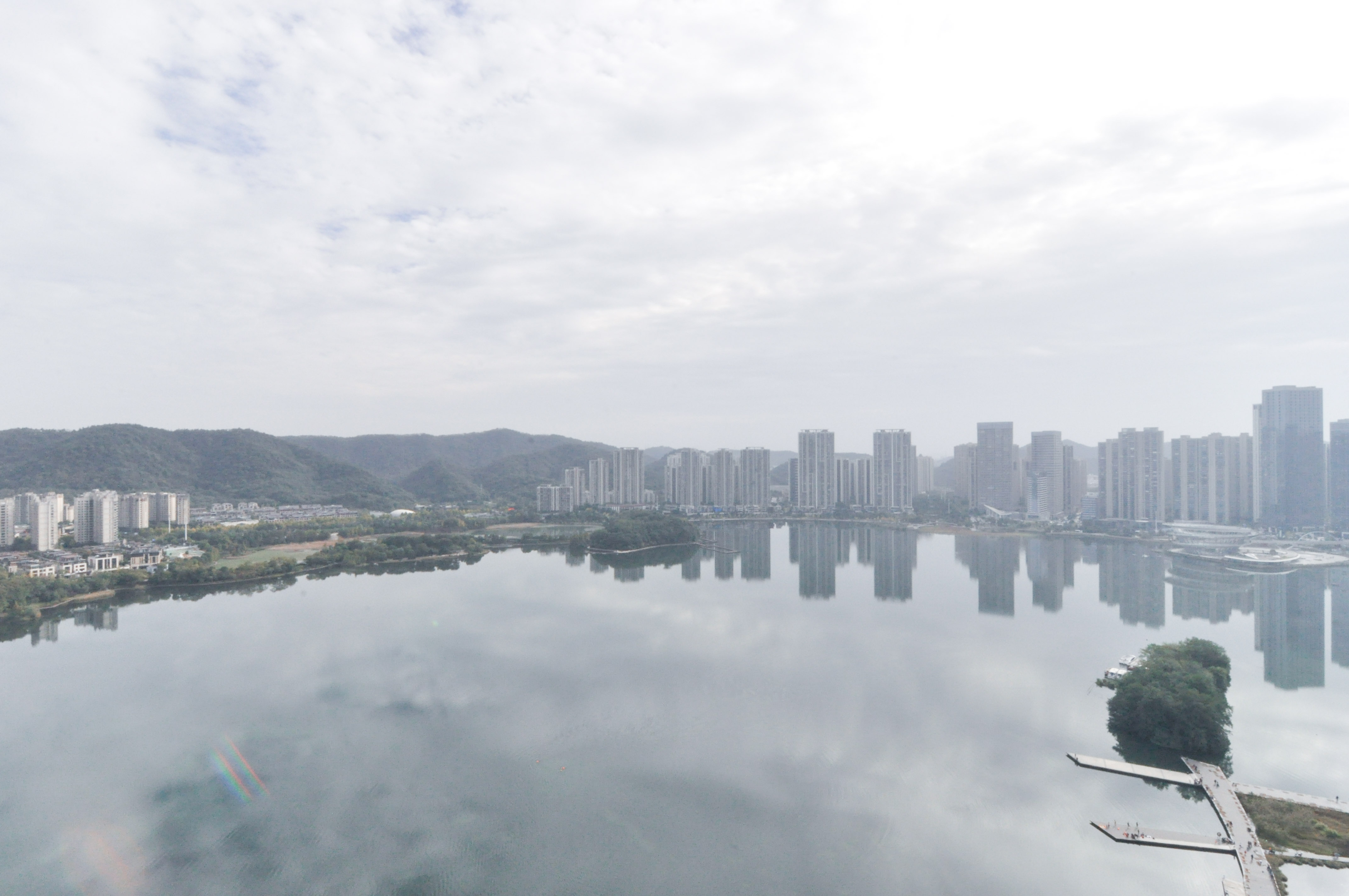 天祥水晶湾  4室2厅2卫   252.00万其他