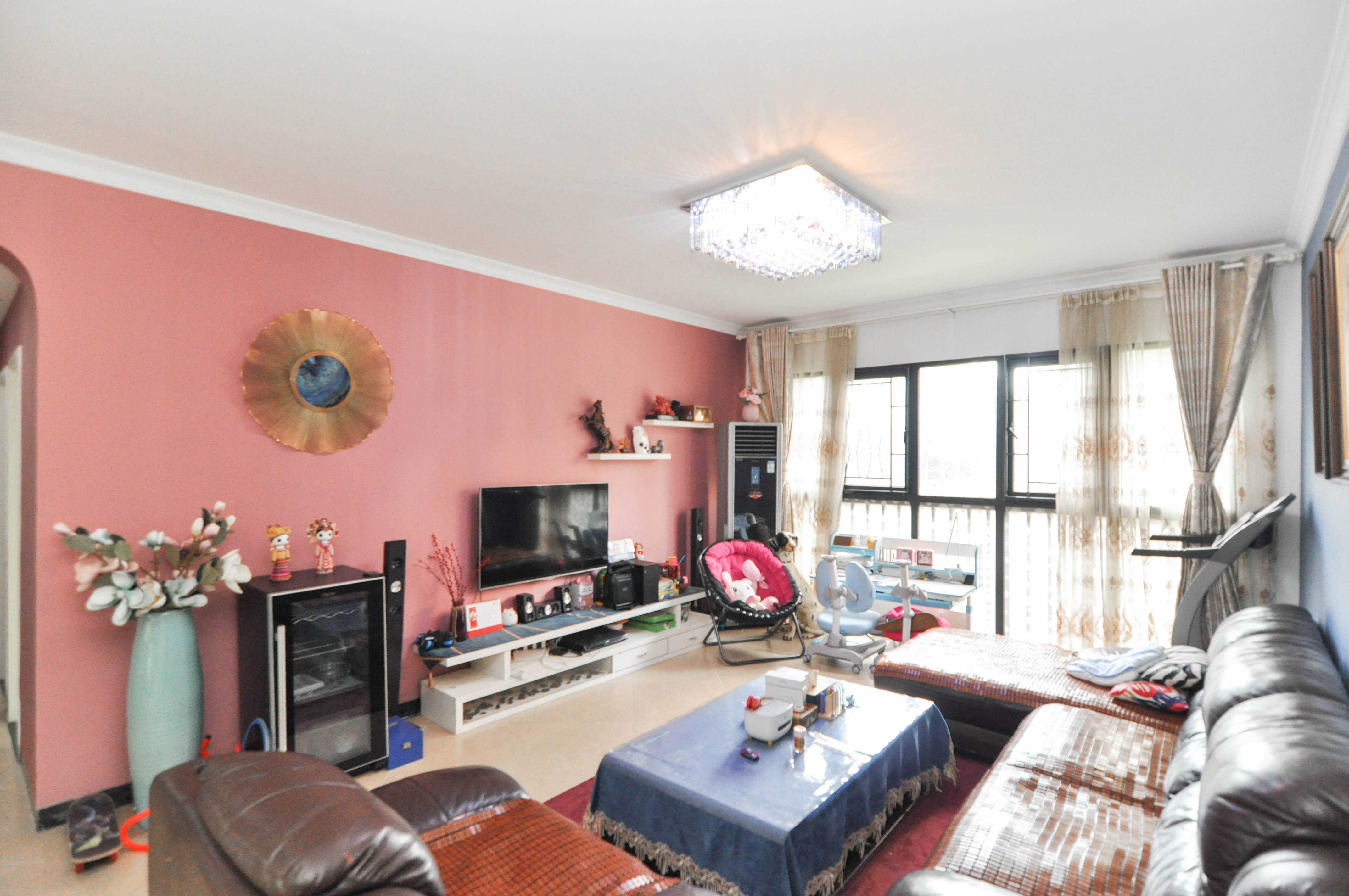 麓谷明珠 3室2厅2卫 119.0万 麓谷明珠 3室2厅2卫 119.0万客厅