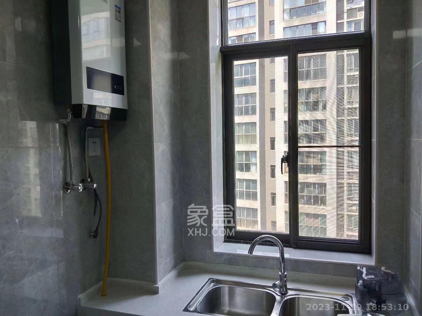 颐和佳园  3室2厅2卫   2800.00元/月室内图