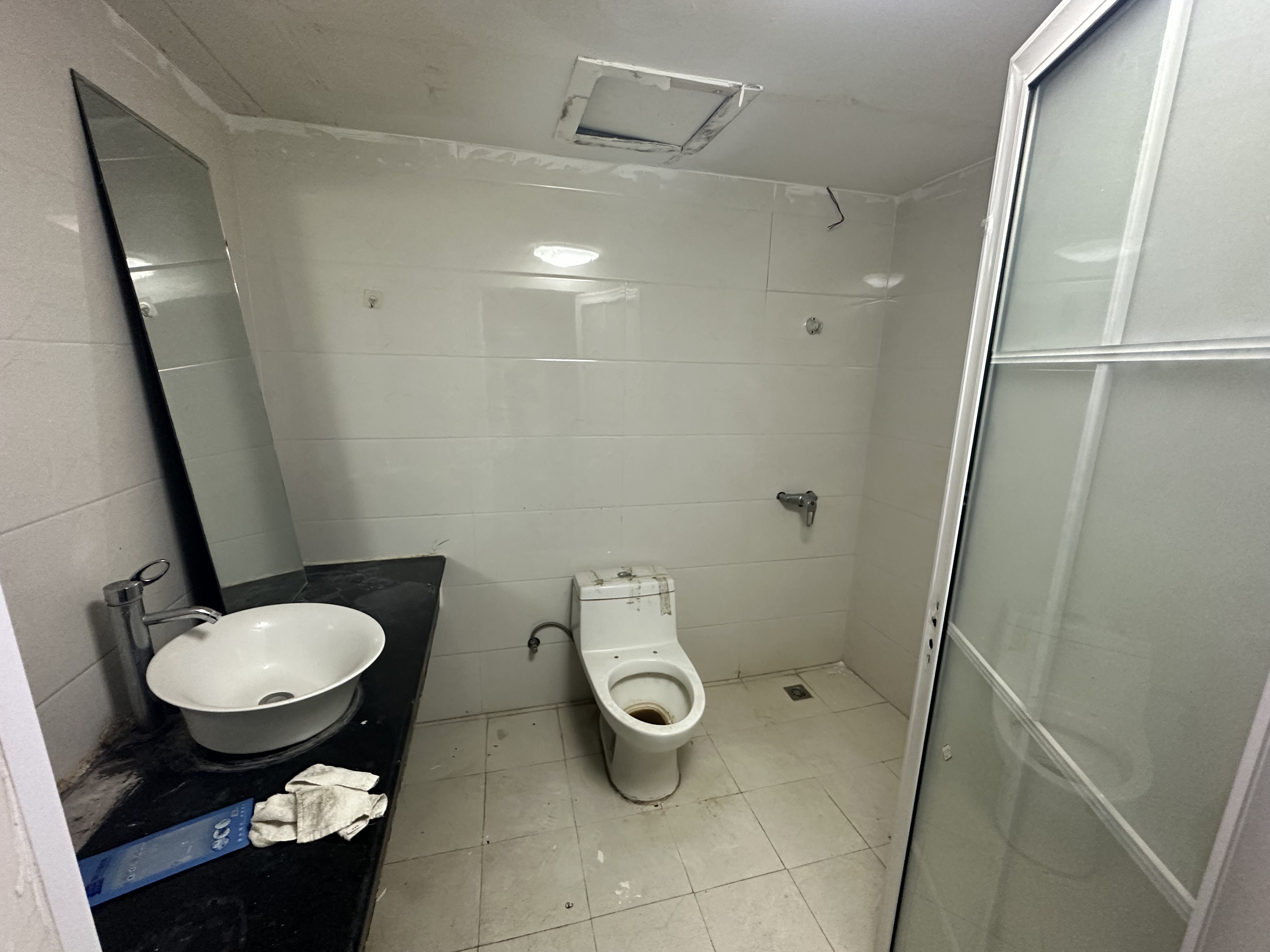 东都大酒店(东都大厦) 1室1厅1卫 15.0万 东都大酒店(东都大厦) 1室1厅1卫 15.0万室内图