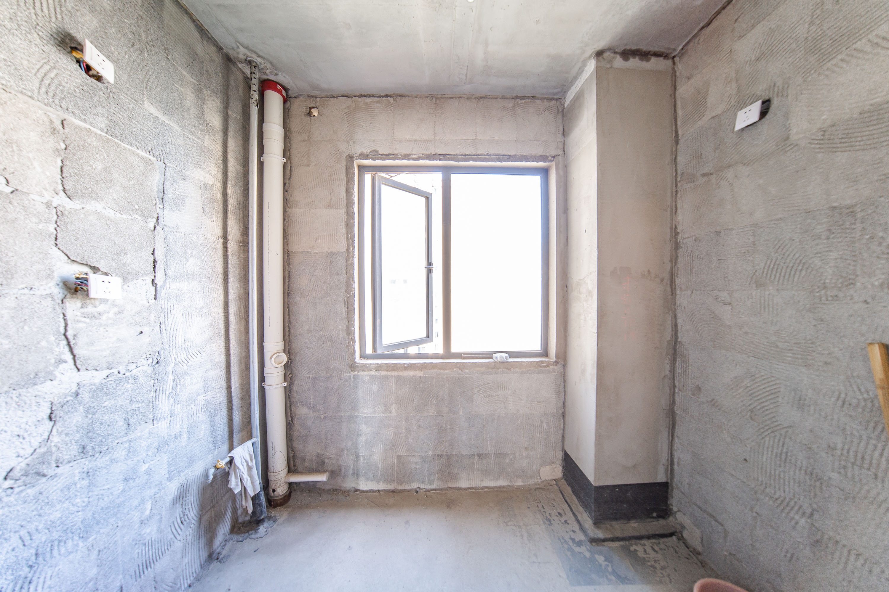 湘熙水郡(观澜海赋家园)  4室2厅2卫    198.0万 湘熙水郡(观澜海赋家园)  4室2厅2卫    198.0万厨房